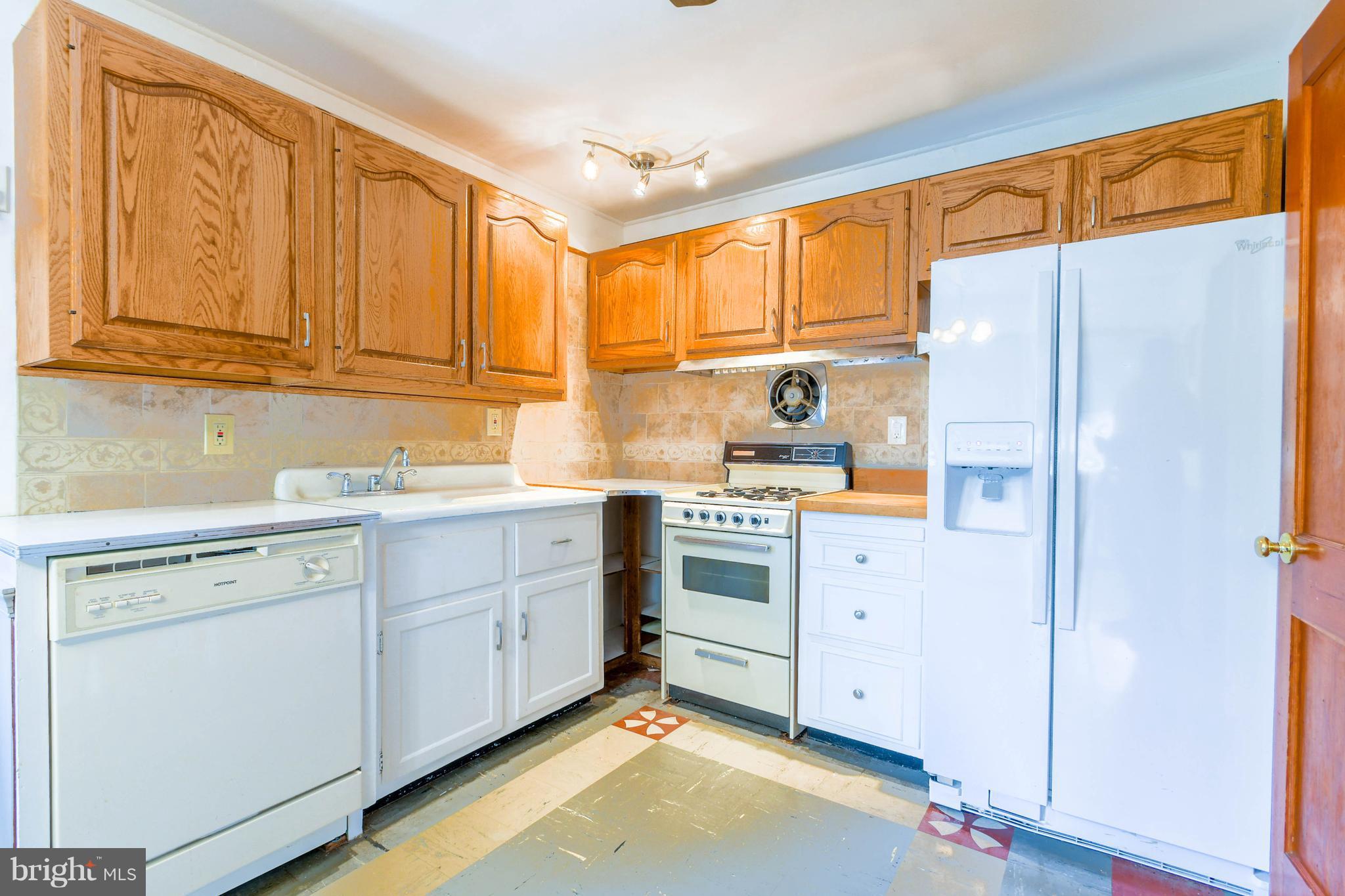 ELMWOOD - Residential