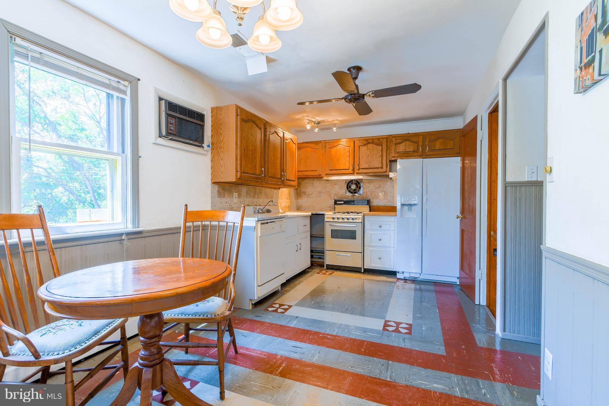 ELMWOOD - Residential