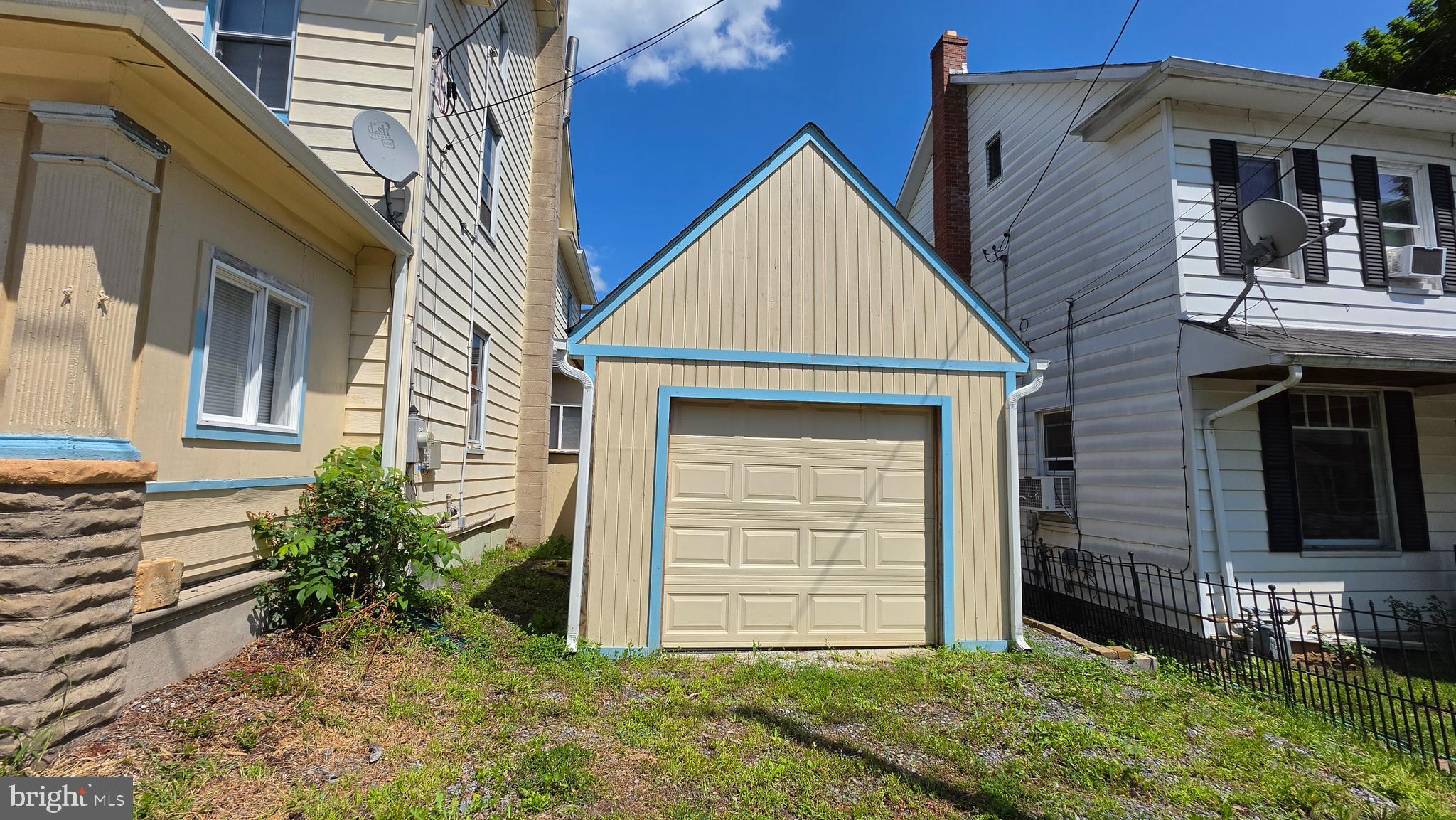 141 N 4TH STREET