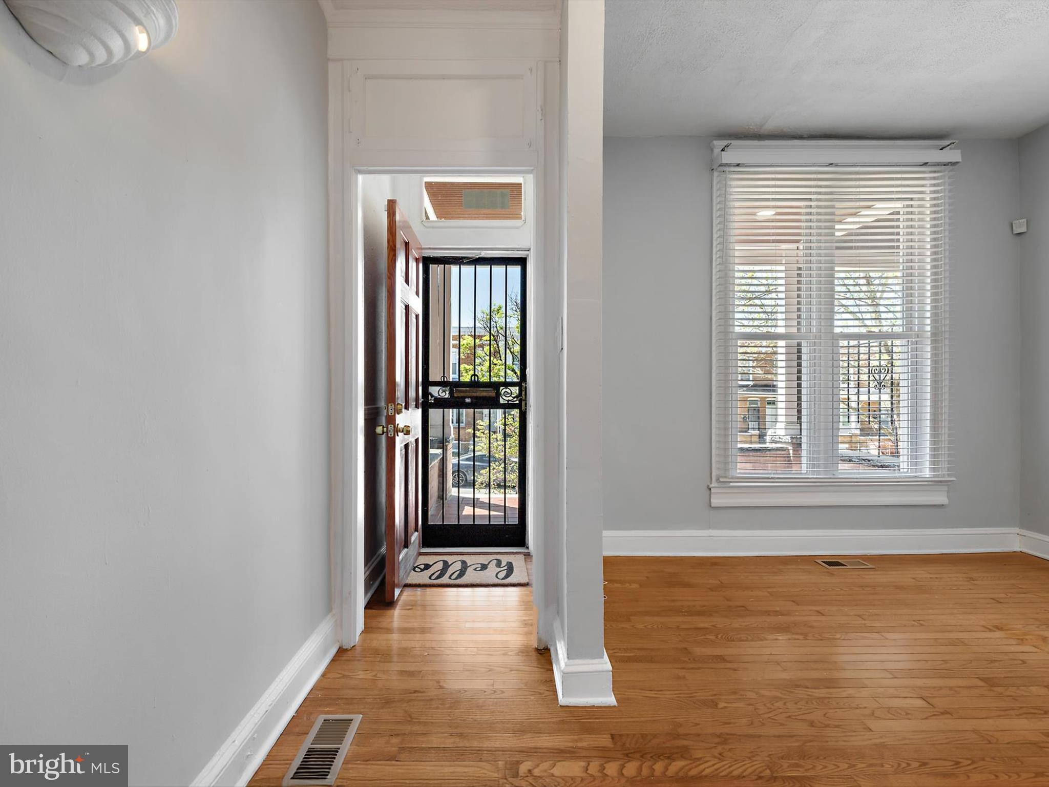COLD SPRING NEWTOWN - Residential