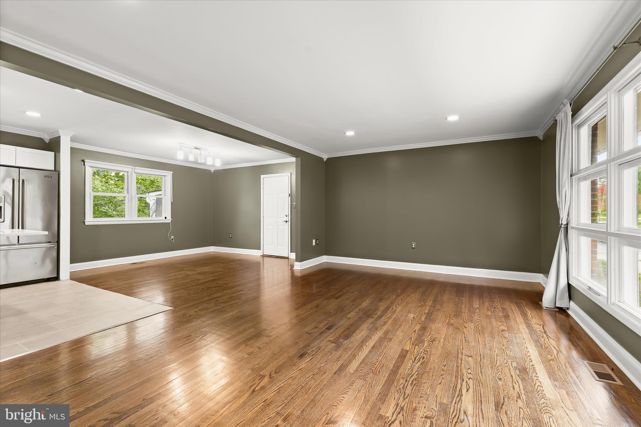 MAPLE LAWN - Residential