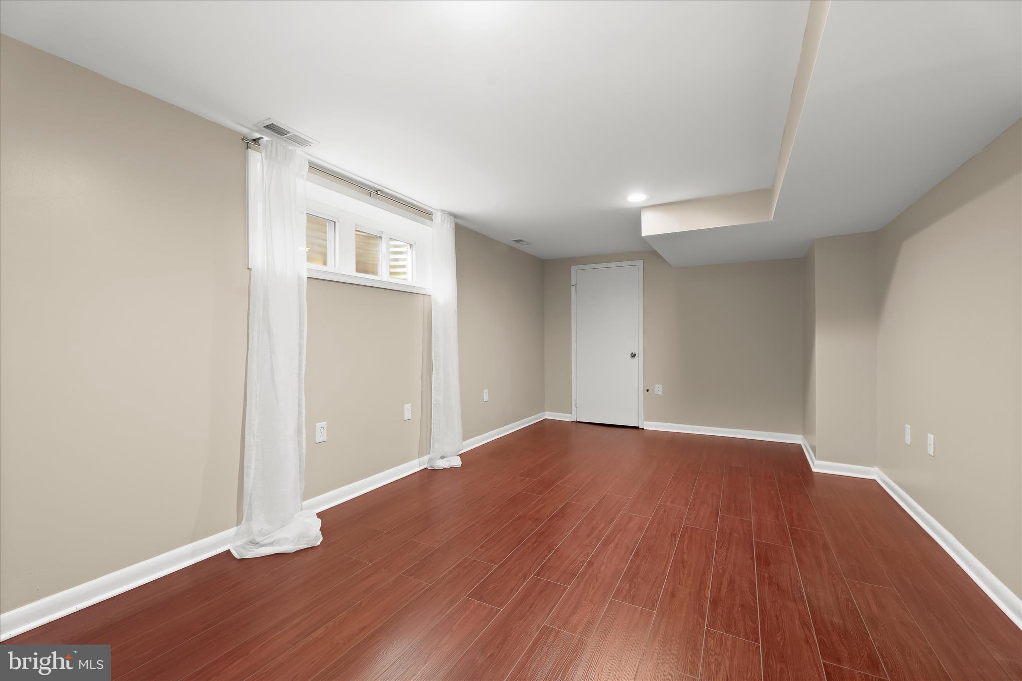 MAPLE LAWN - Residential
