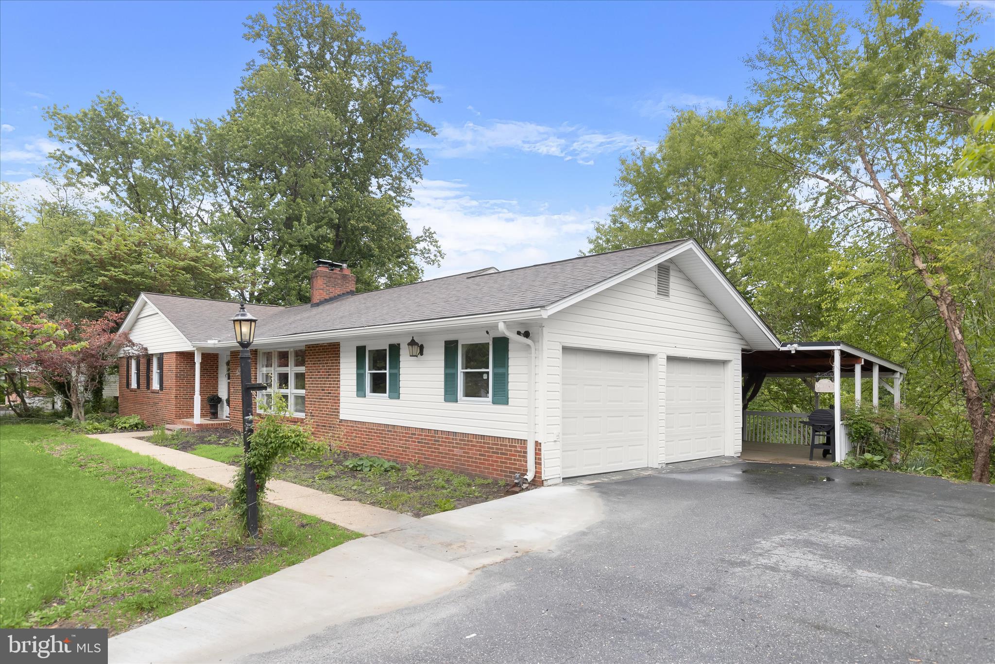 MAPLE LAWN - Residential