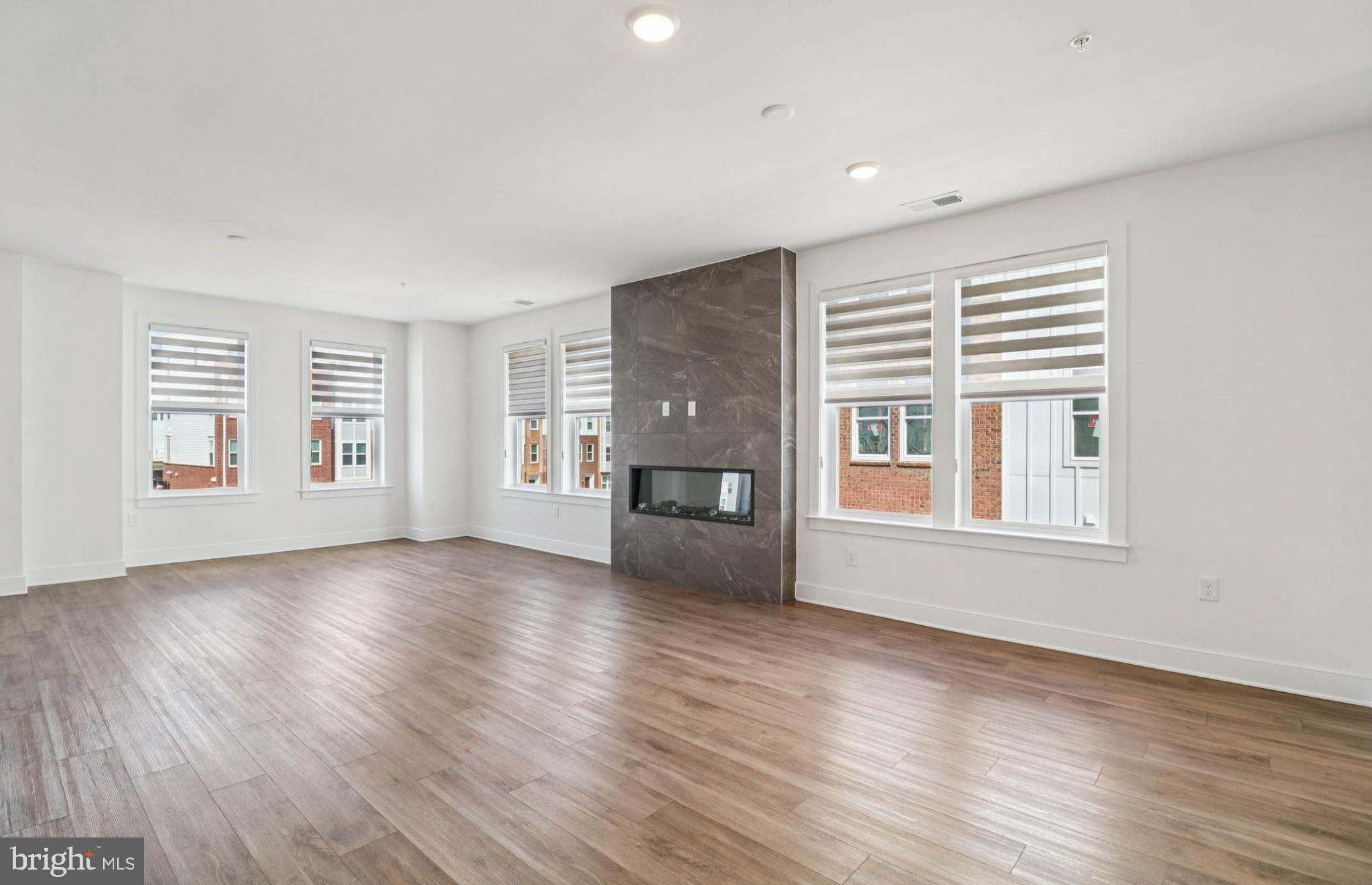 BELMONT OVERLOOK - Residential