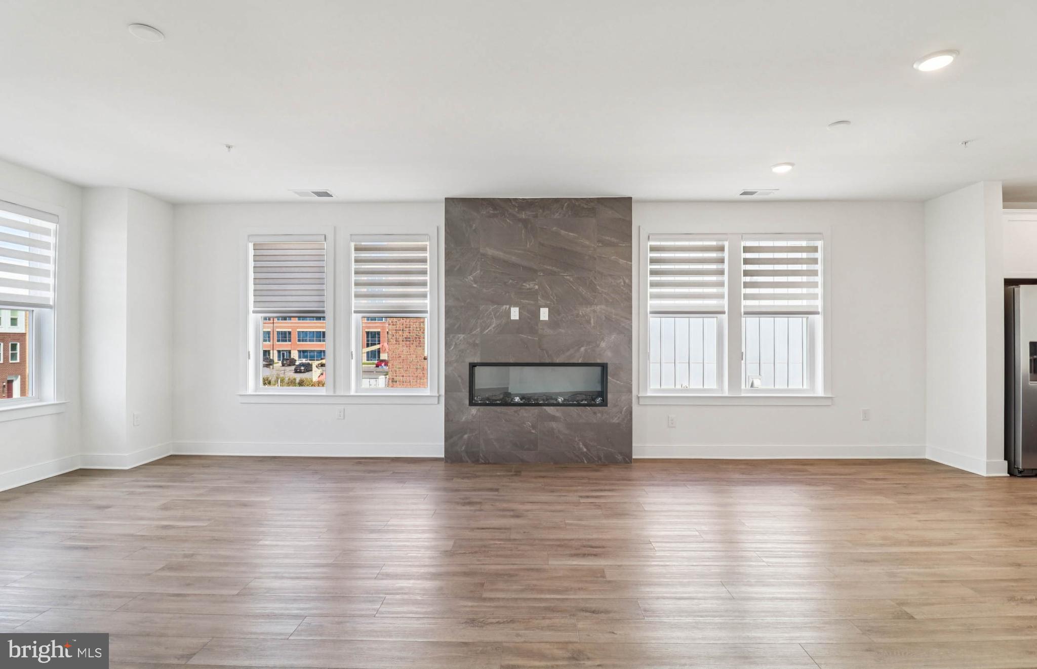 BELMONT OVERLOOK - Residential