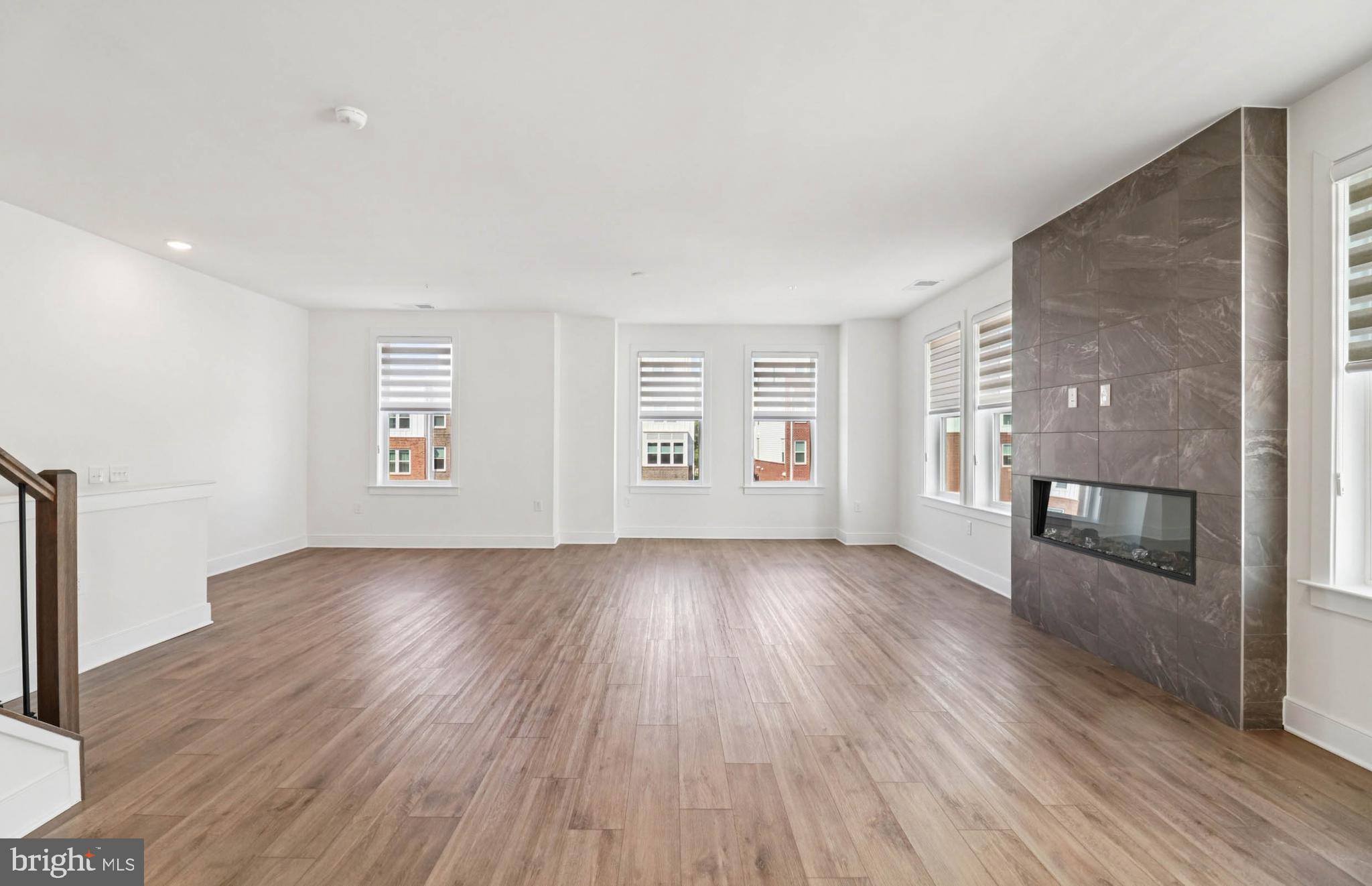 BELMONT OVERLOOK - Residential