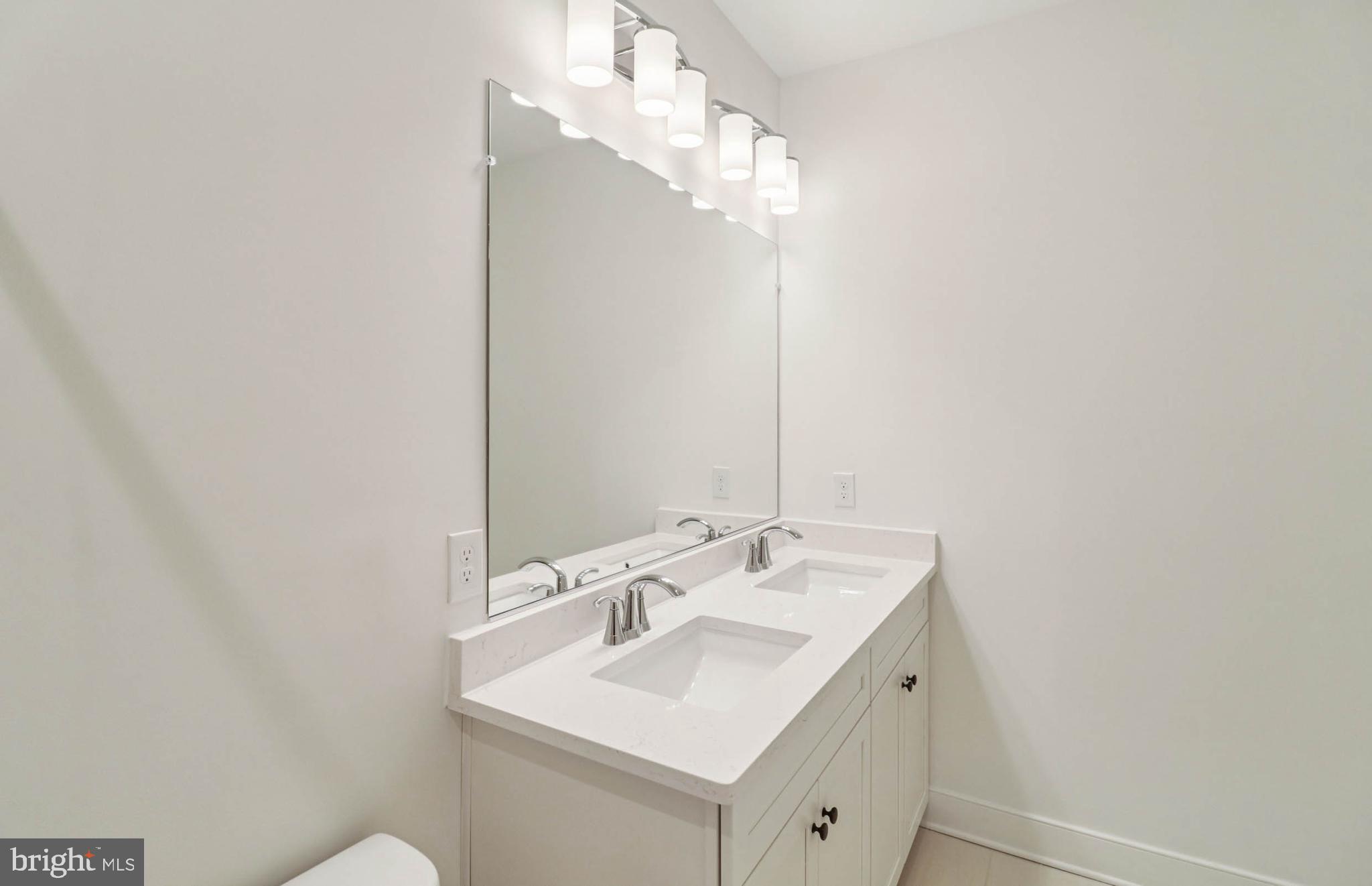 BELMONT OVERLOOK - Residential