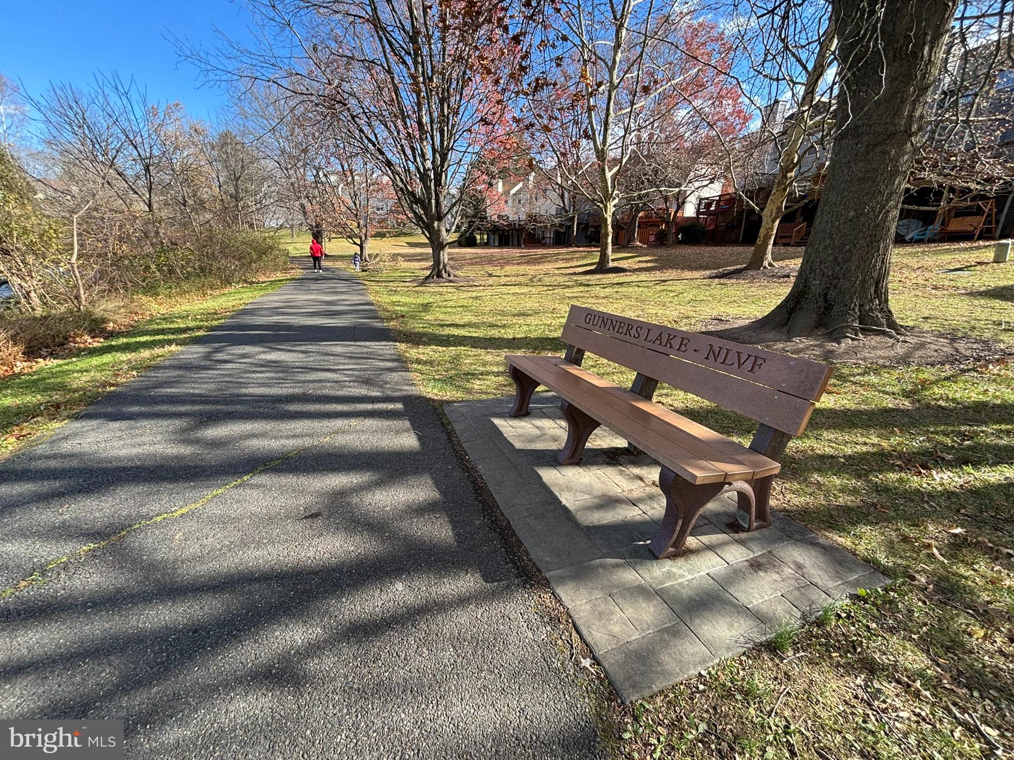 GUNNERS LAKE VILLAGE - Residential Lease