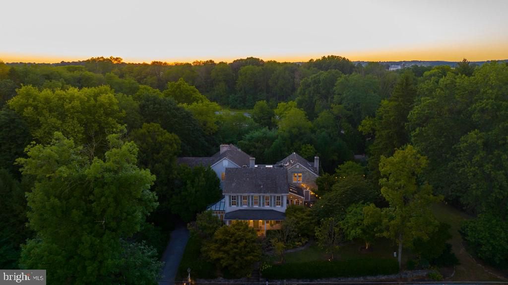 Photo of 195 PINETOWN RD, LEOLA, PA 17540 (MLS # PALA2024610)