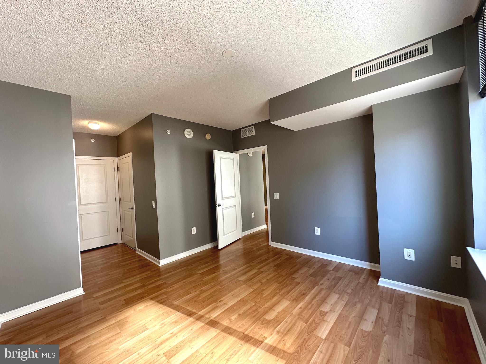 THE CRESCENT - Residential Lease