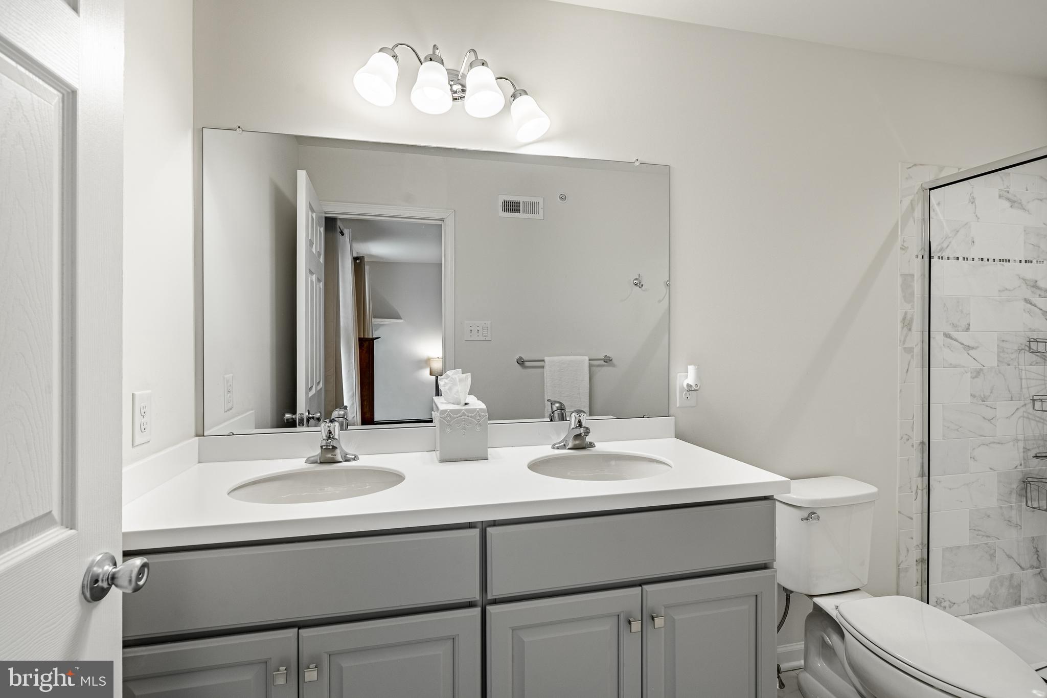 ENCLAVE AT RIDGEWOOD - Residential