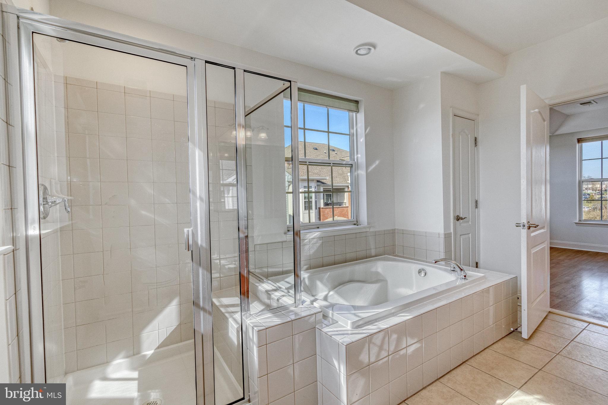 THE GATHERINGS - Residential