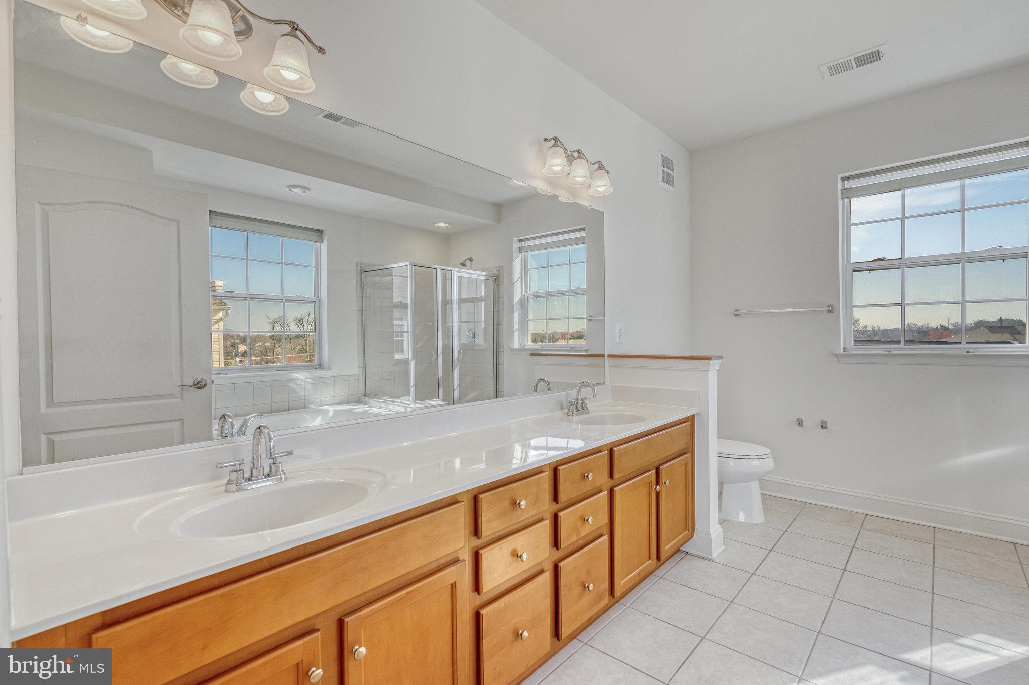 THE GATHERINGS - Residential