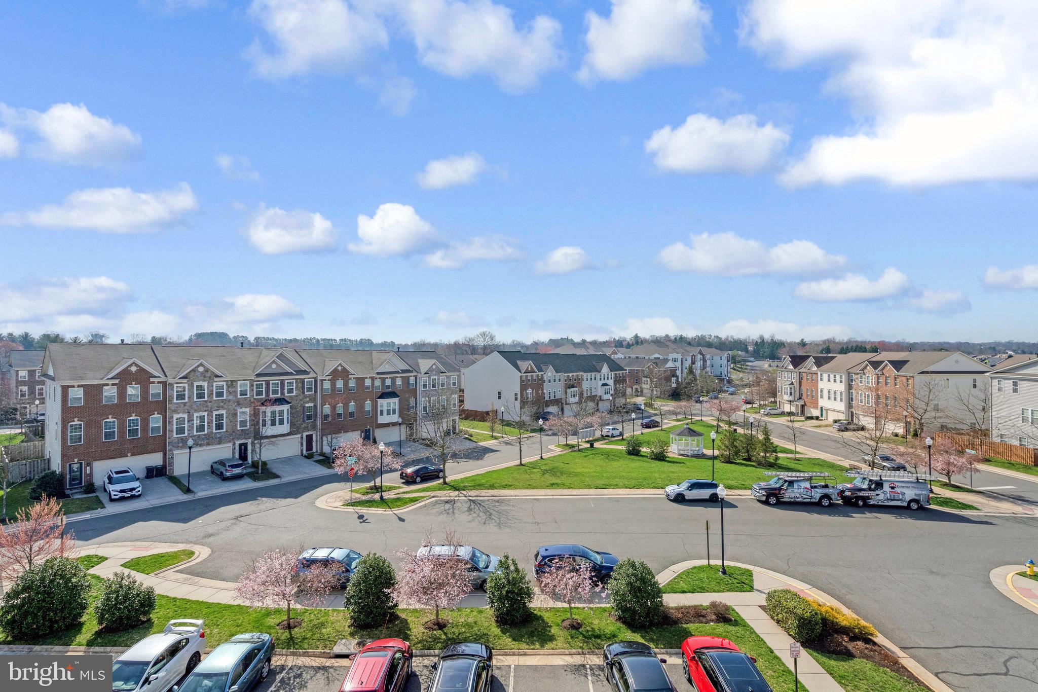 THE GATHERINGS - Residential