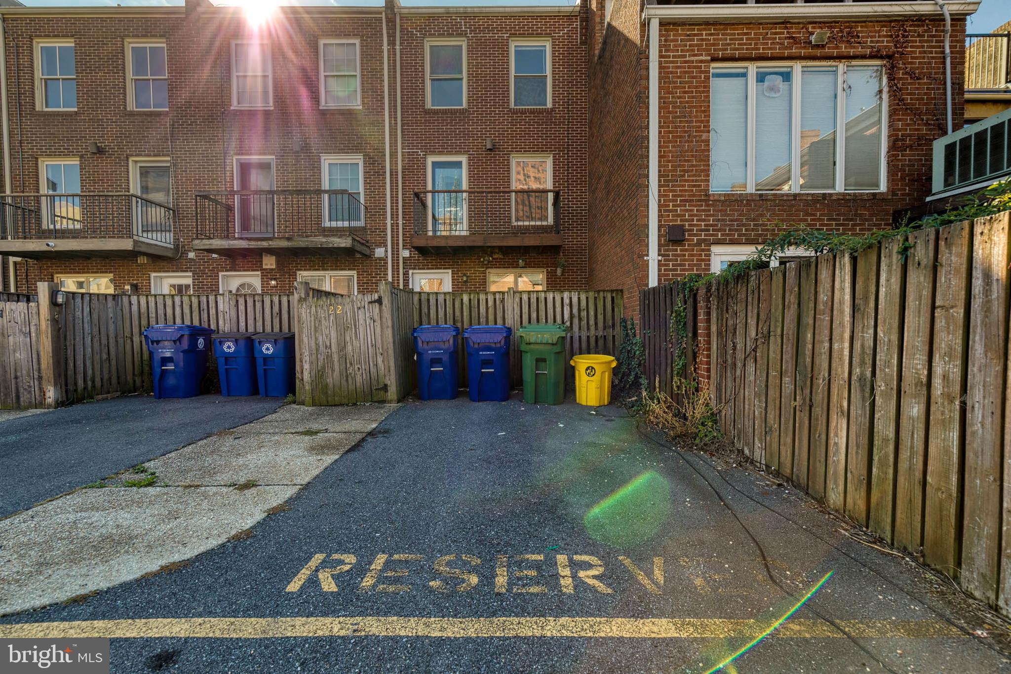 FEDERAL HILL HISTORIC DISTRICT - Residential Lease