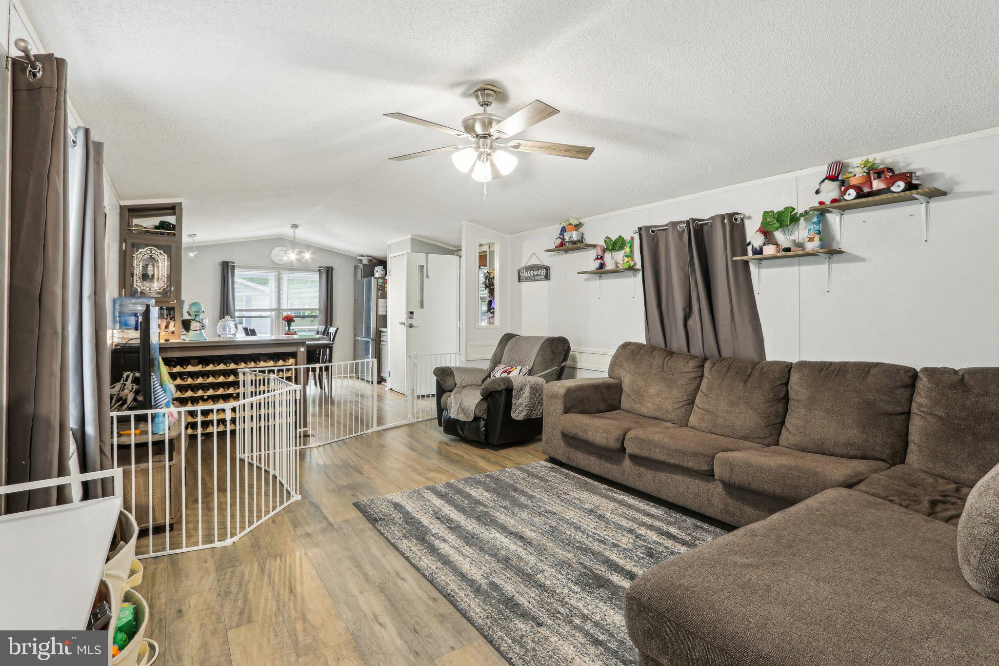 290 POPLAR DRIVE