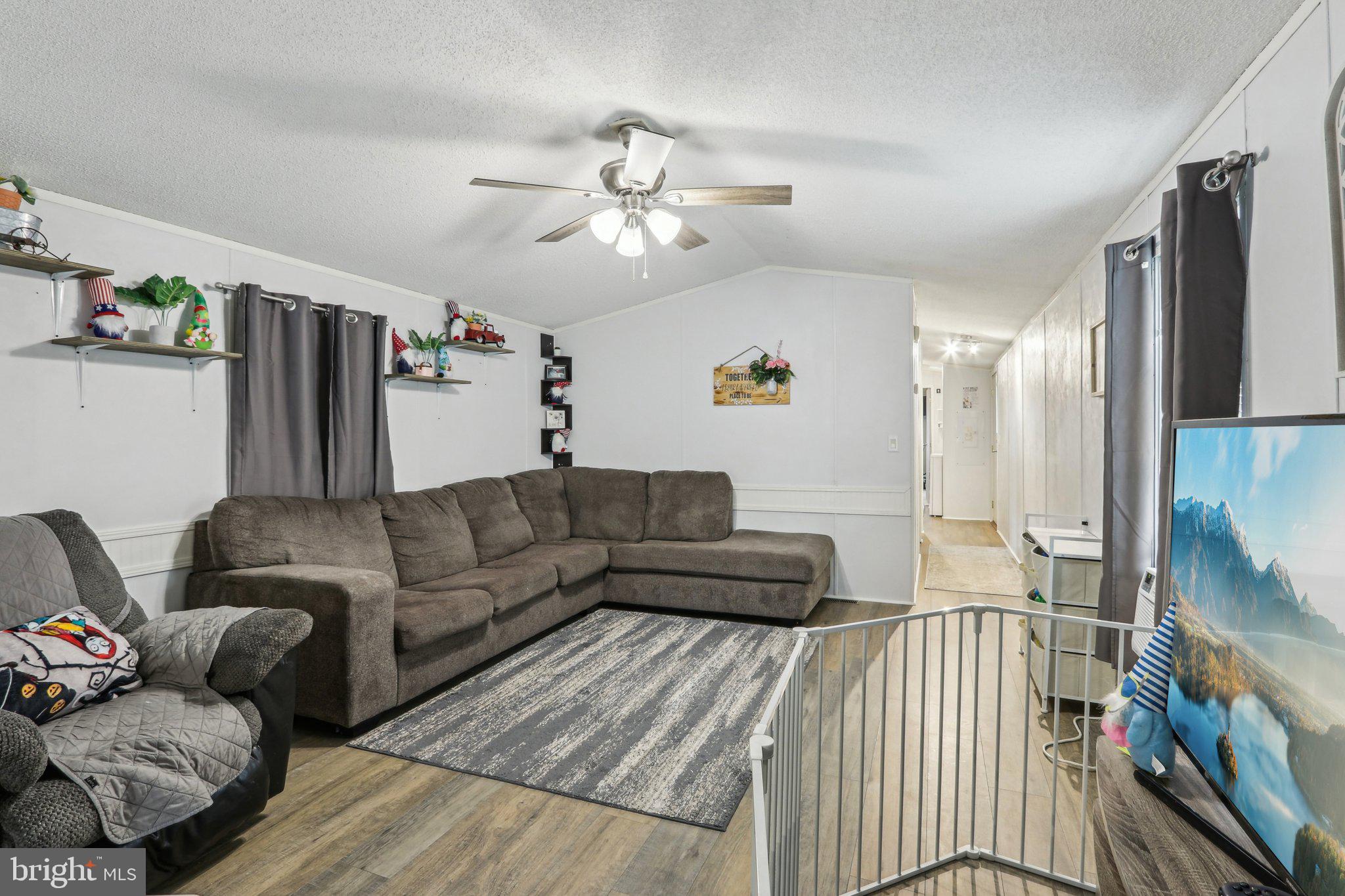 290 POPLAR DRIVE