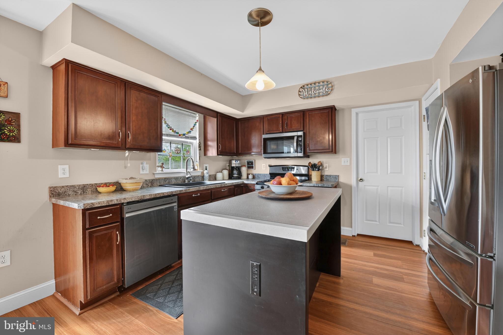 GOVERNORS POINTE - Residential