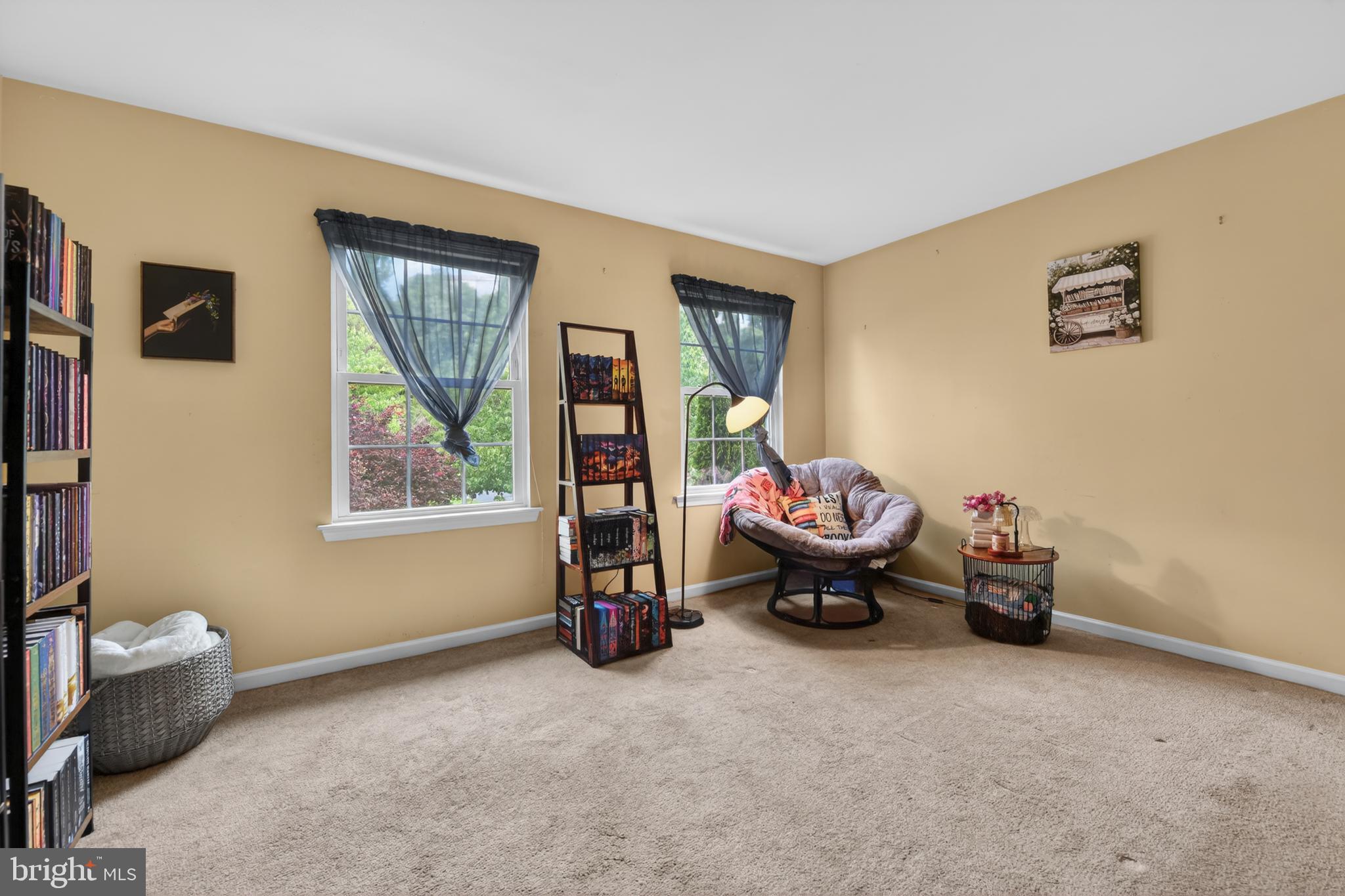 GOVERNORS POINTE - Residential