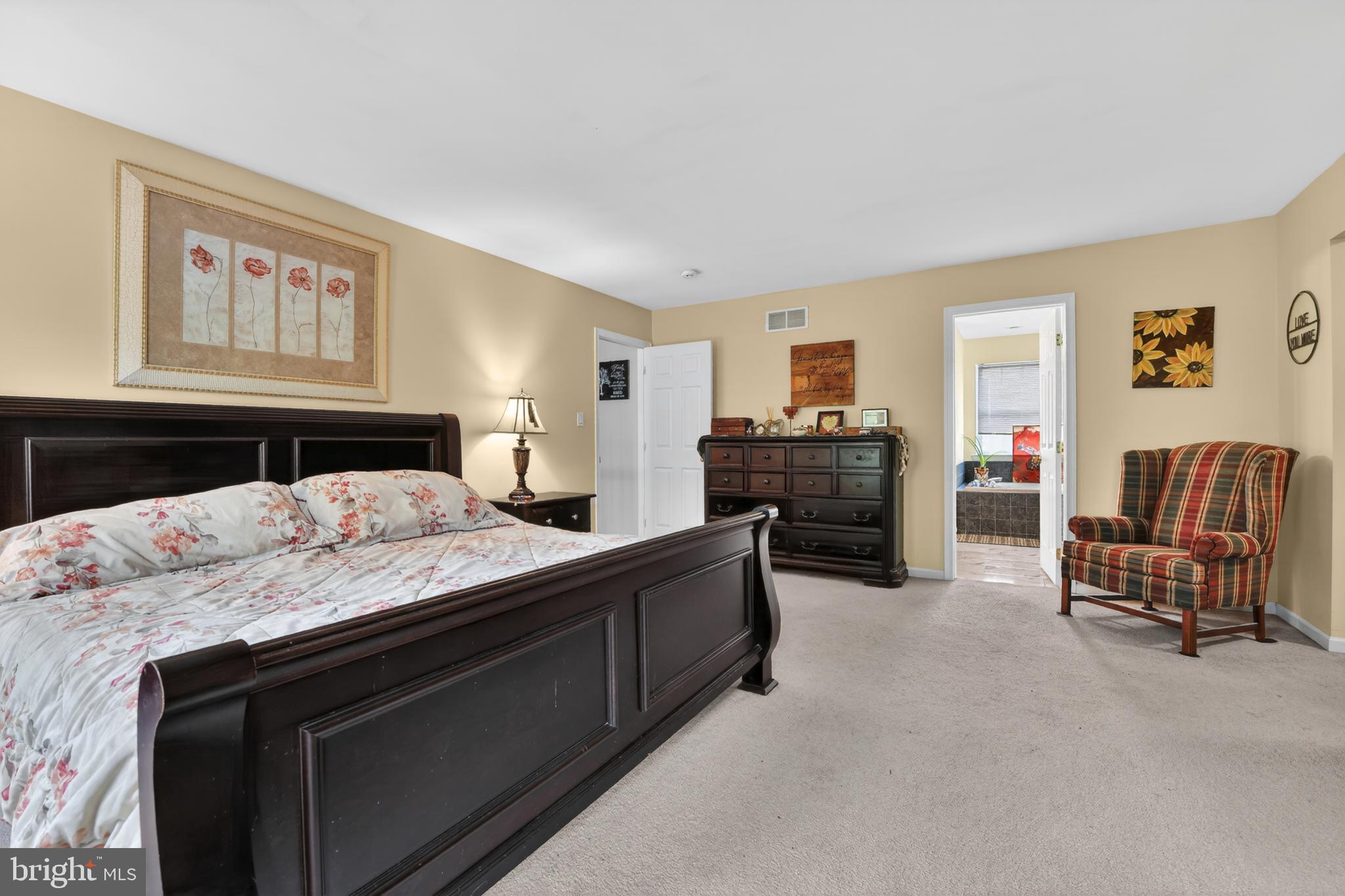 GOVERNORS POINTE - Residential