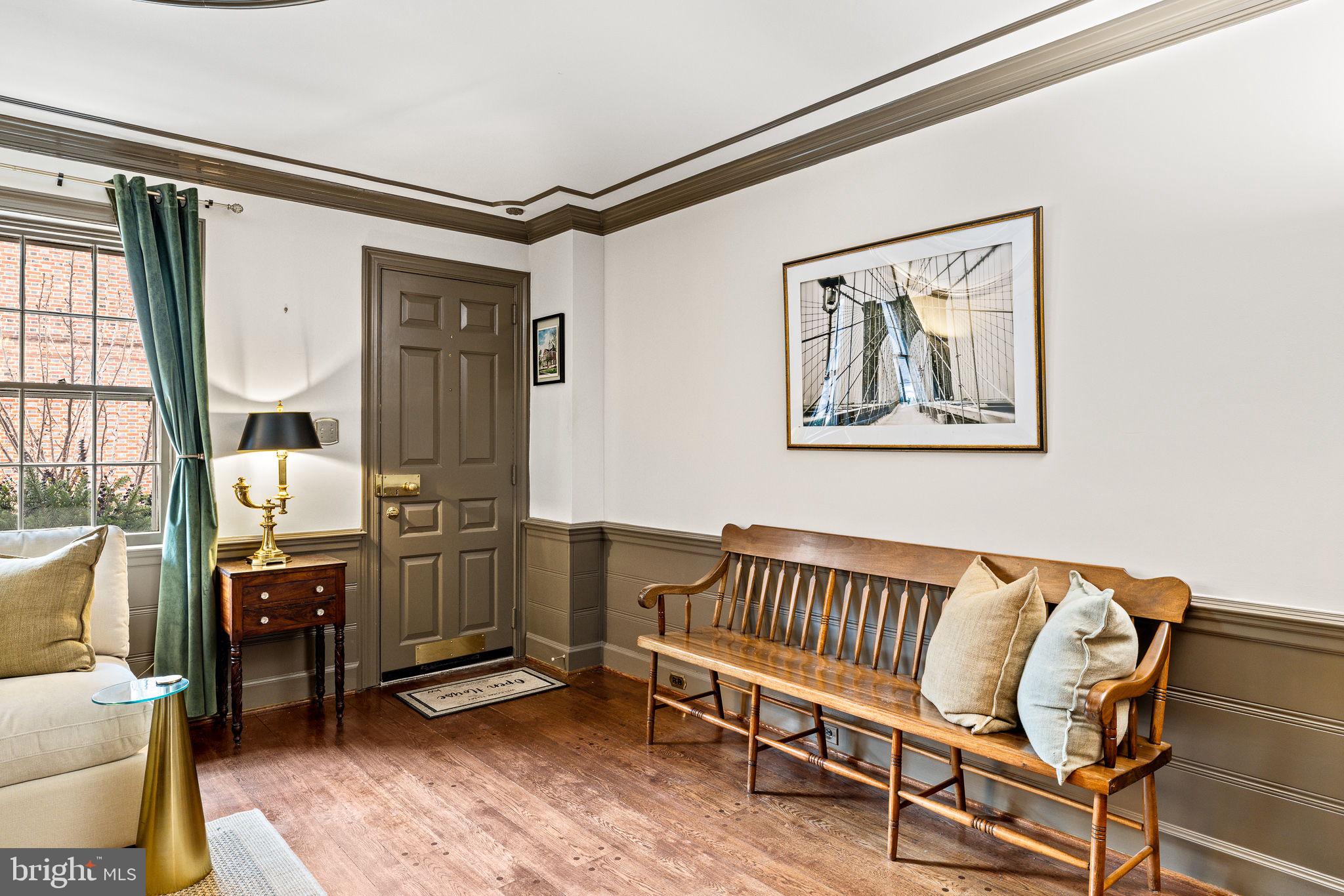 SOCIETY HILL - Residential