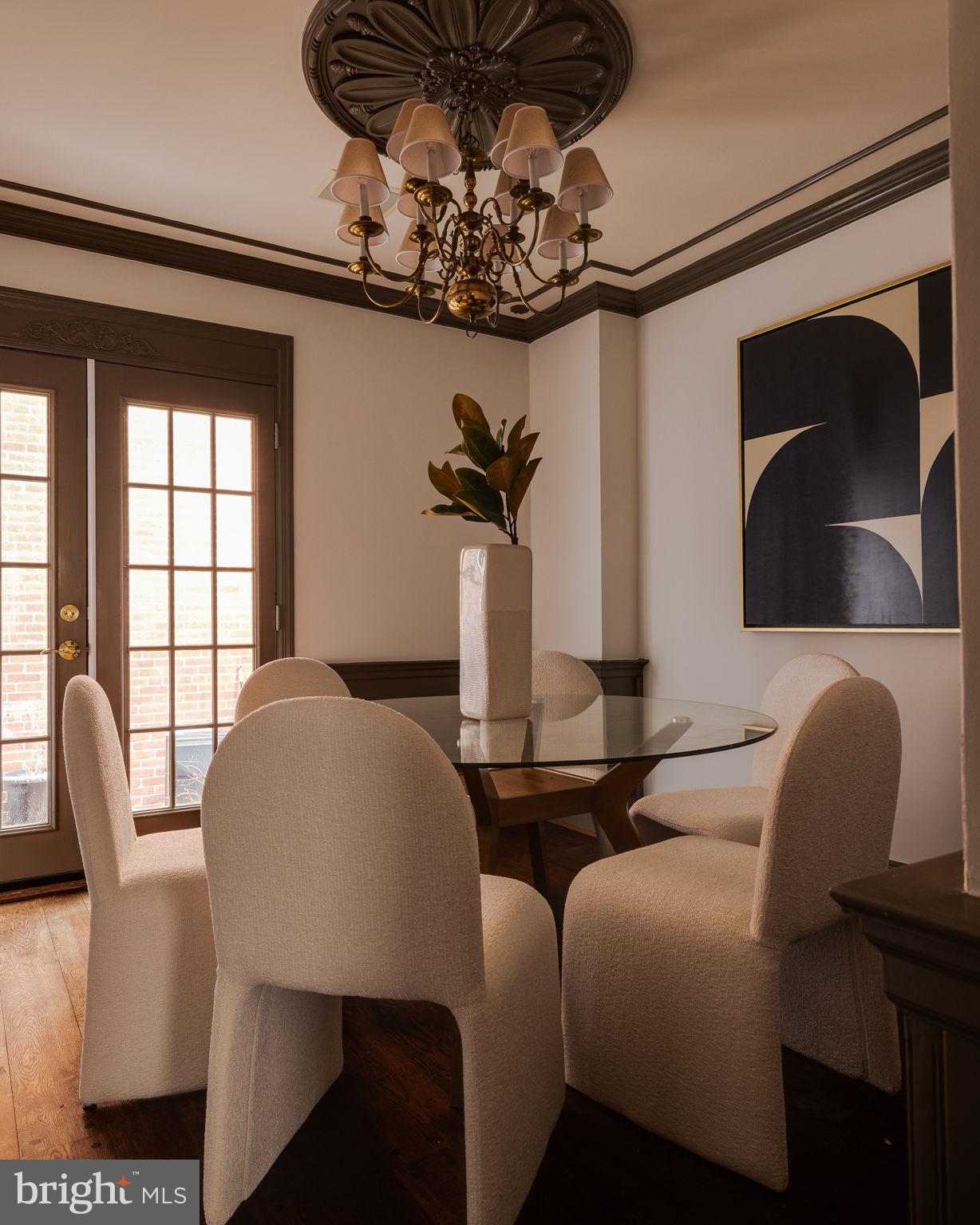 SOCIETY HILL - Residential