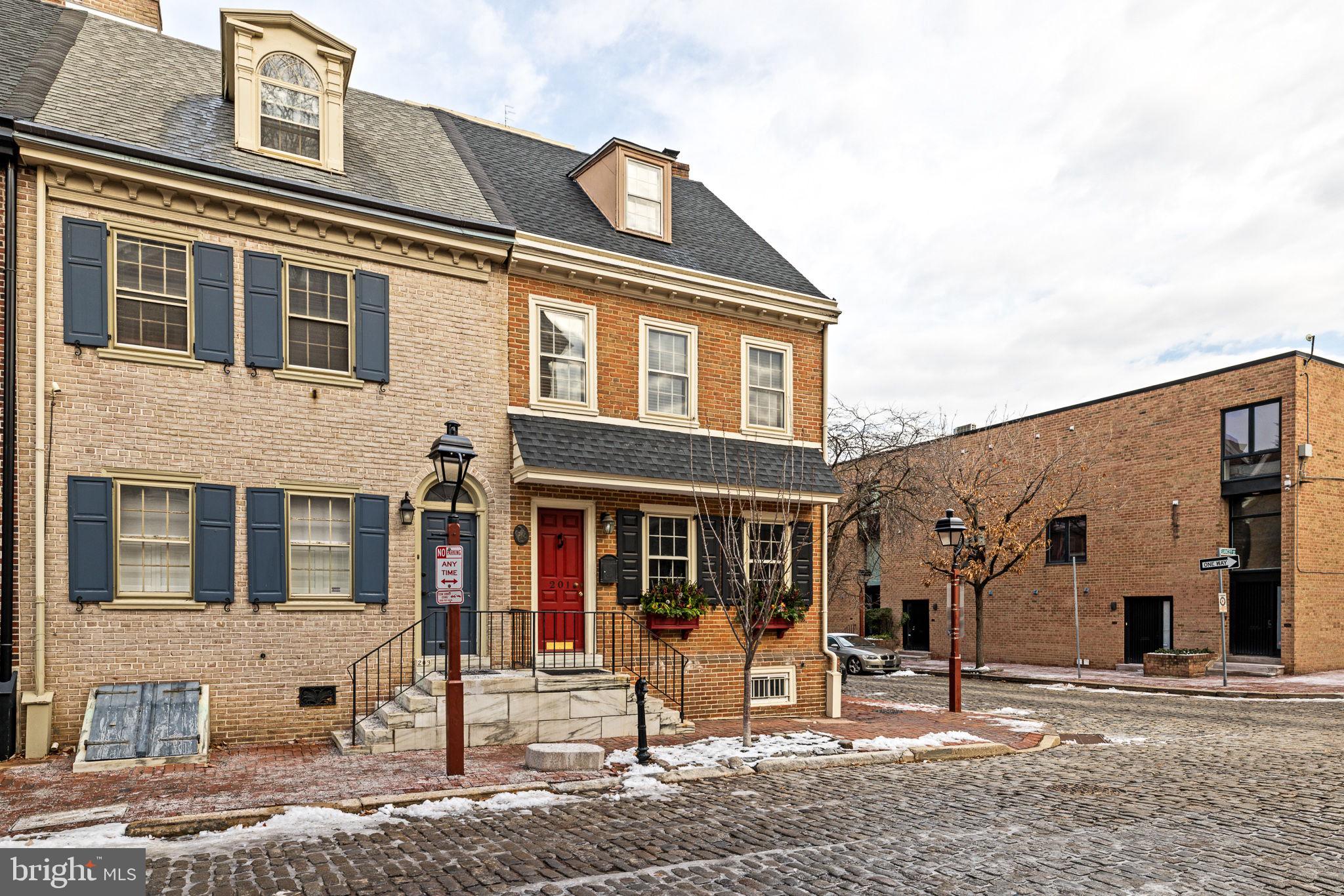 SOCIETY HILL - Residential