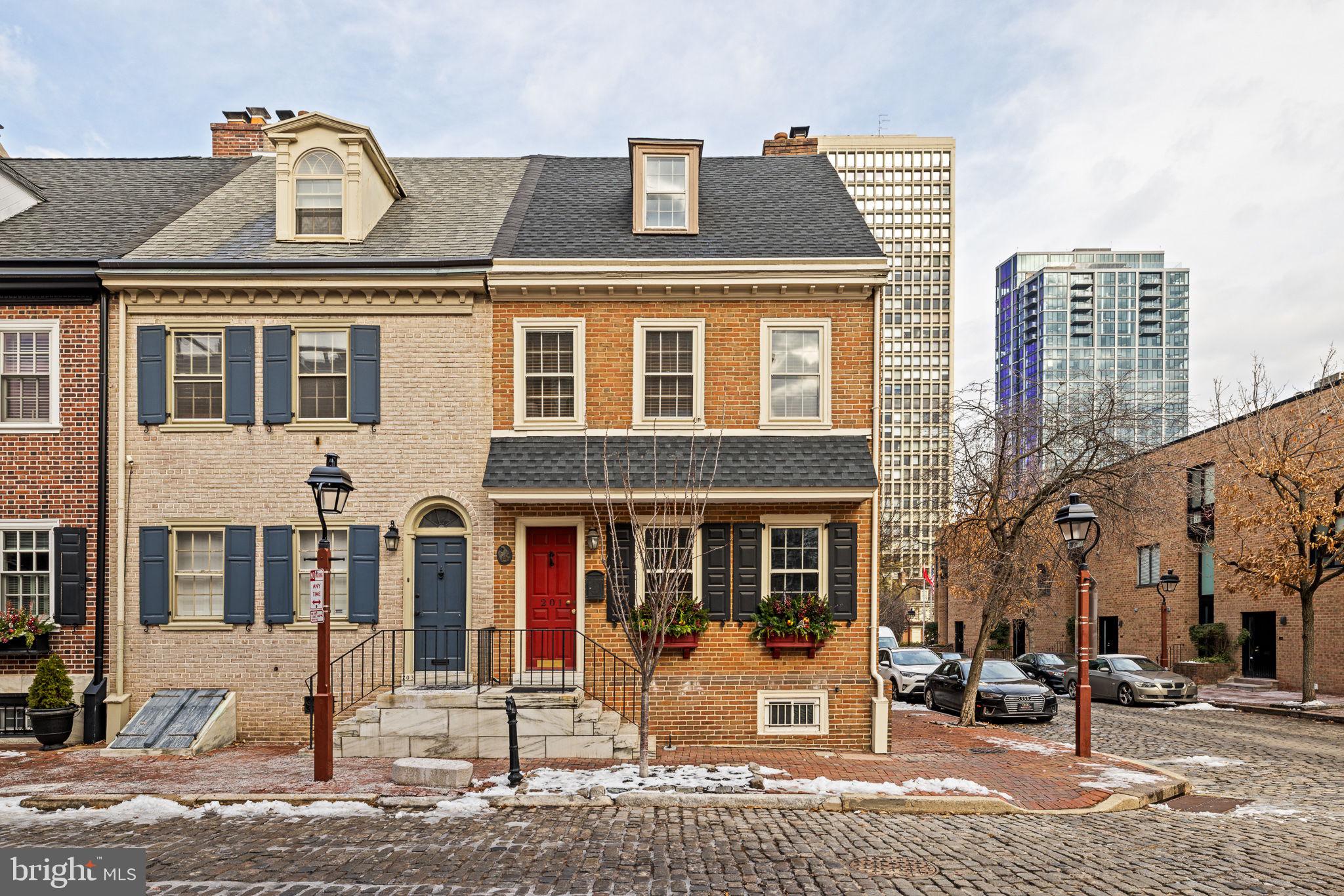 SOCIETY HILL - Residential