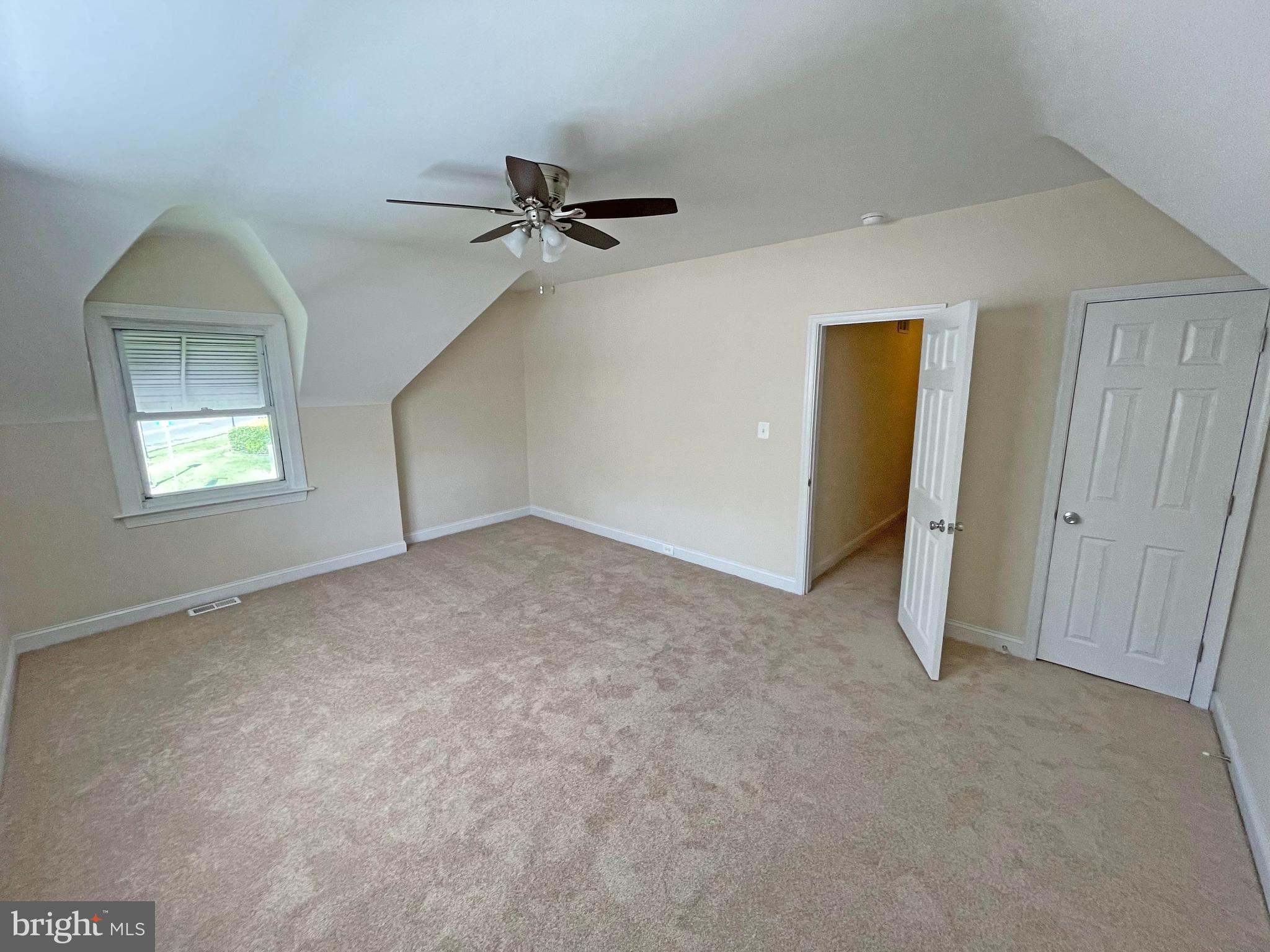 EAST ARLINGTON - Residential