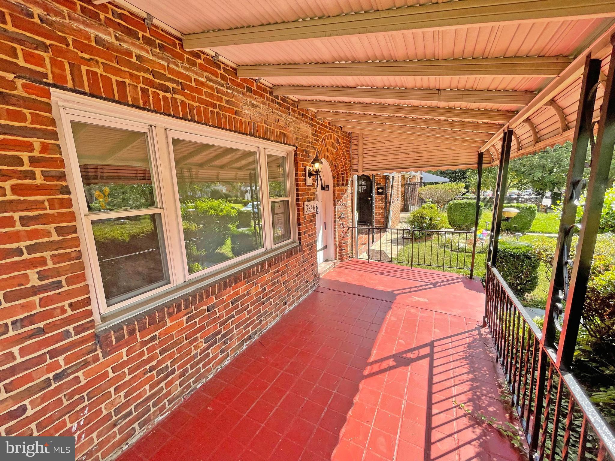 EAST ARLINGTON - Residential