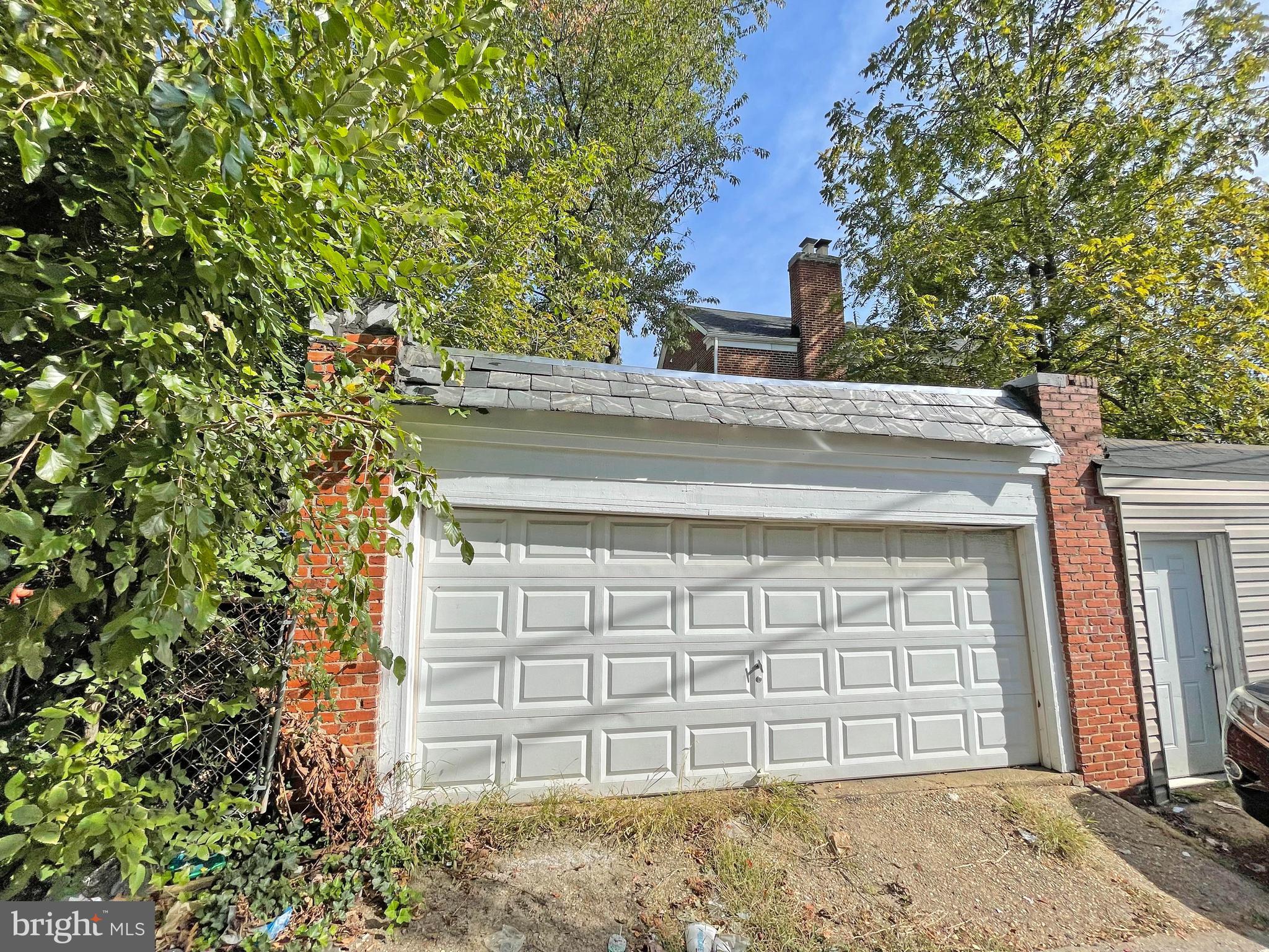 EAST ARLINGTON - Residential