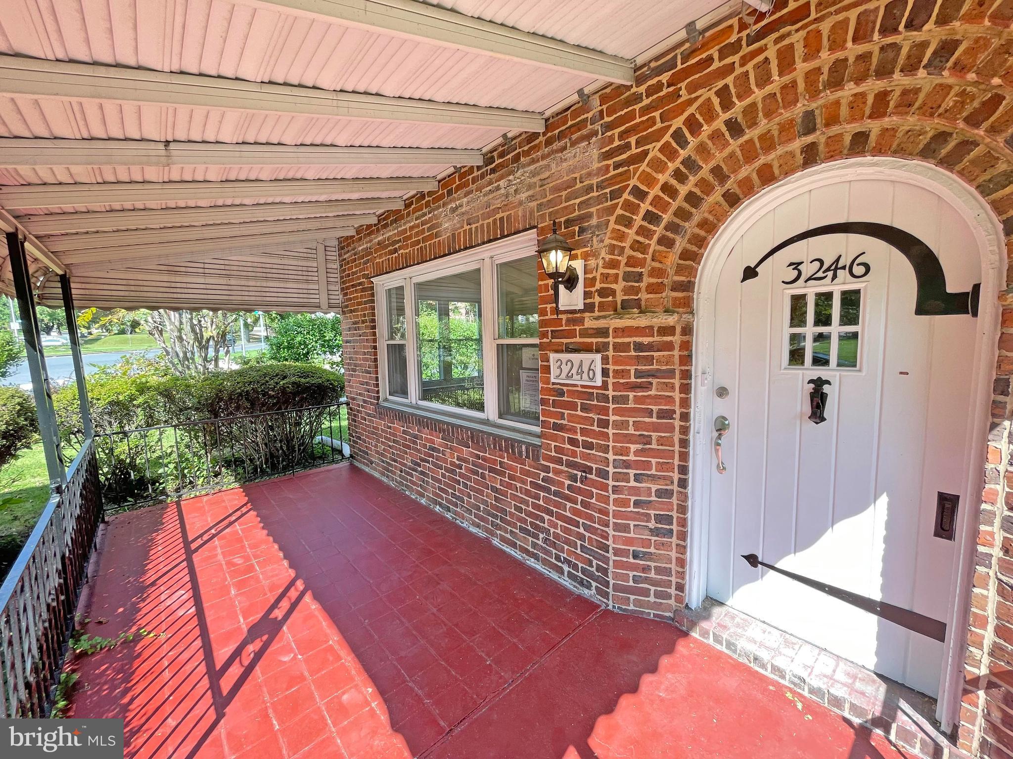 EAST ARLINGTON - Residential