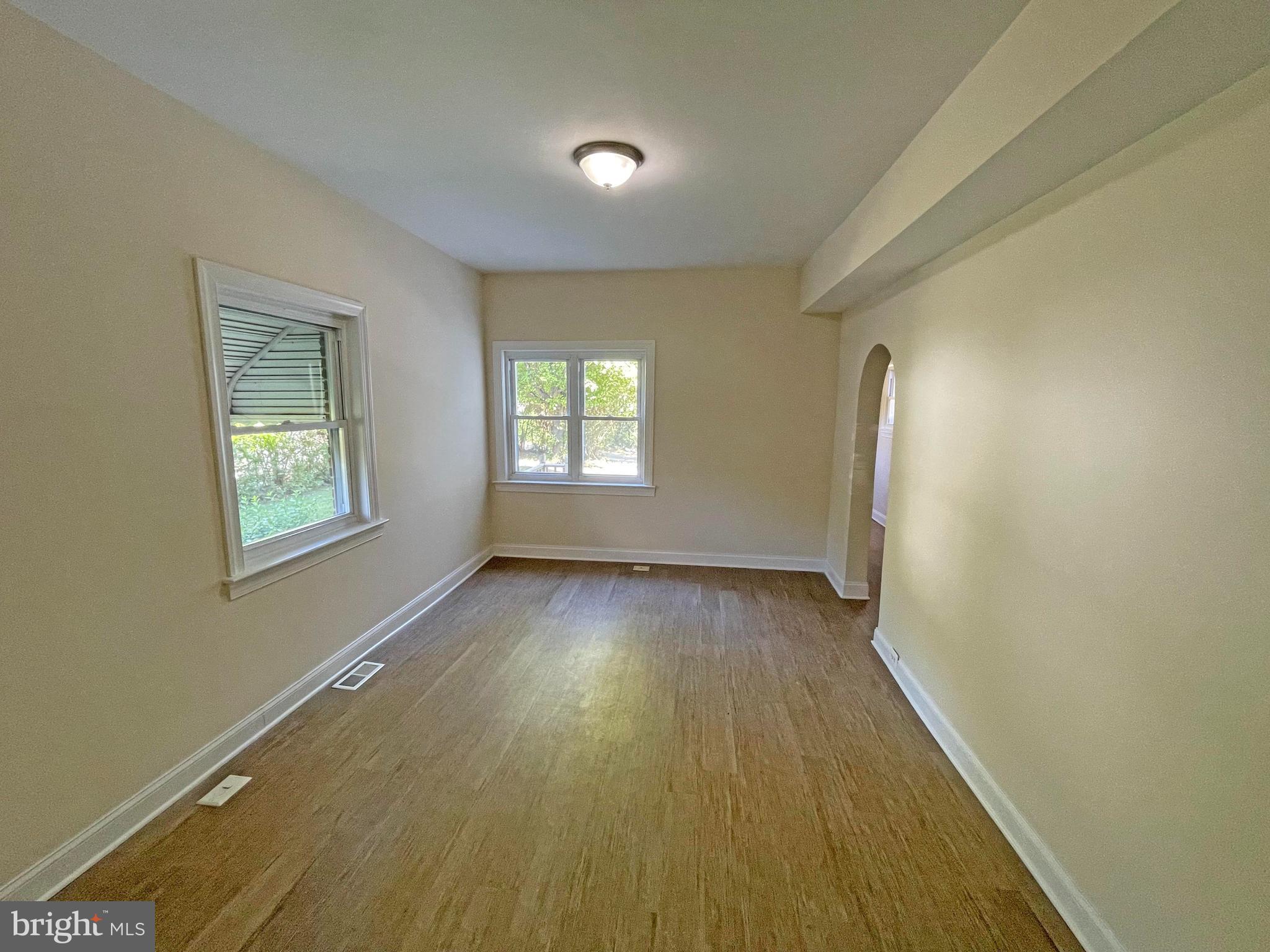 EAST ARLINGTON - Residential