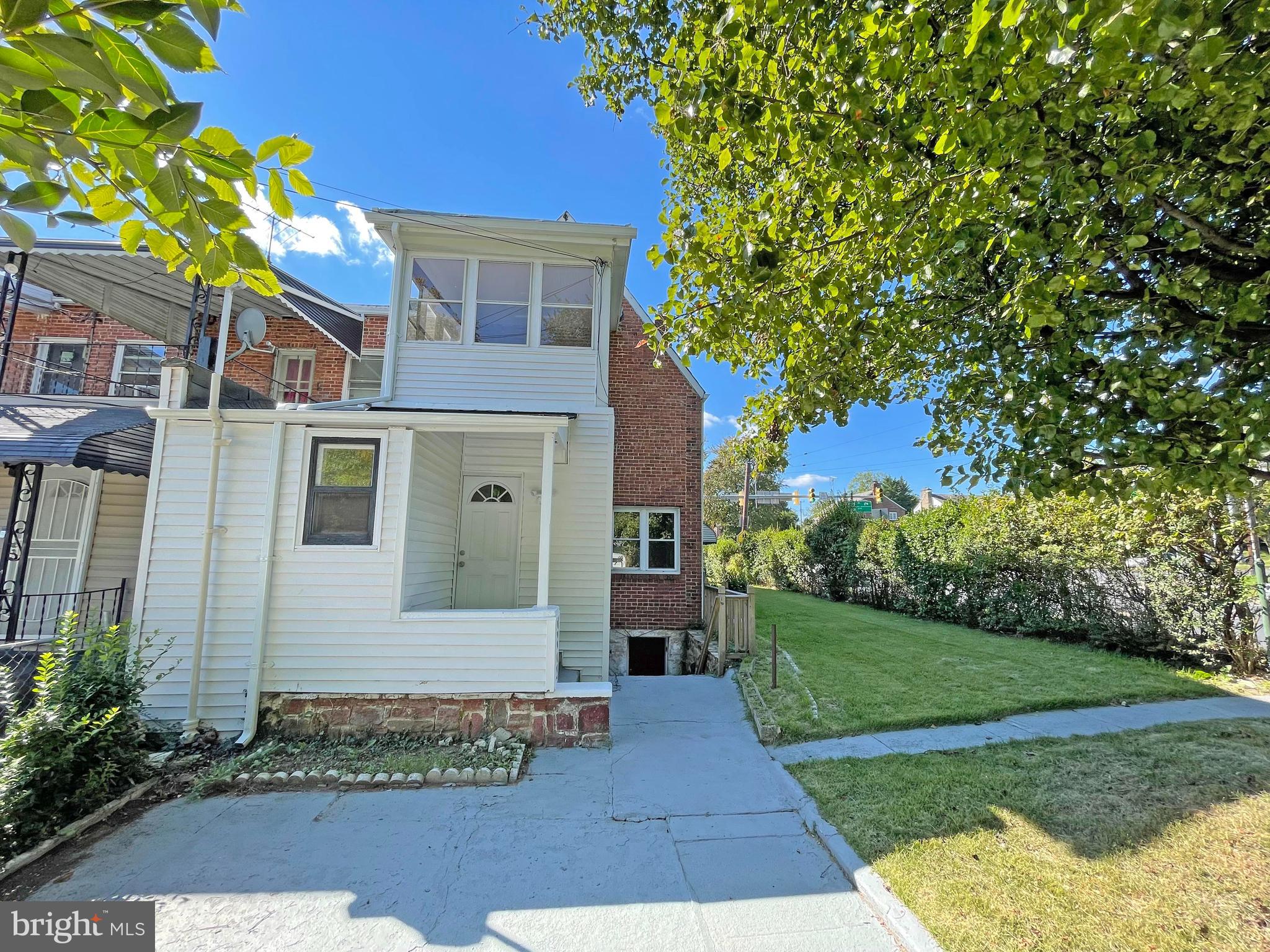 EAST ARLINGTON - Residential