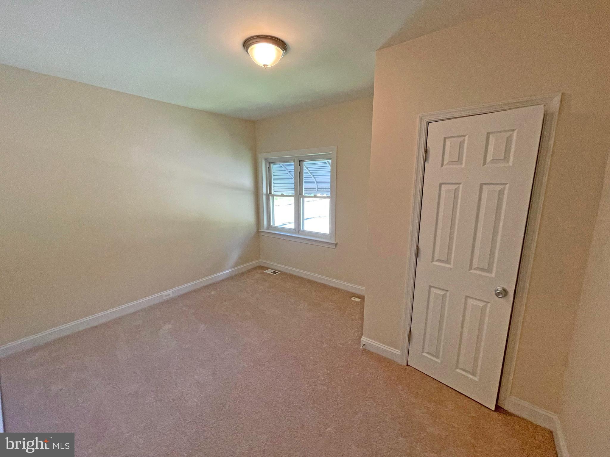 EAST ARLINGTON - Residential