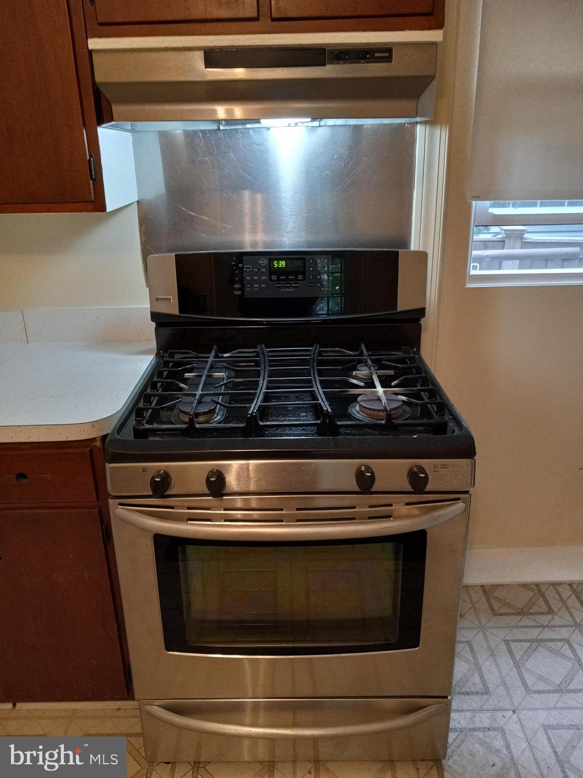 ADDISON HEIGHTS - Residential Lease