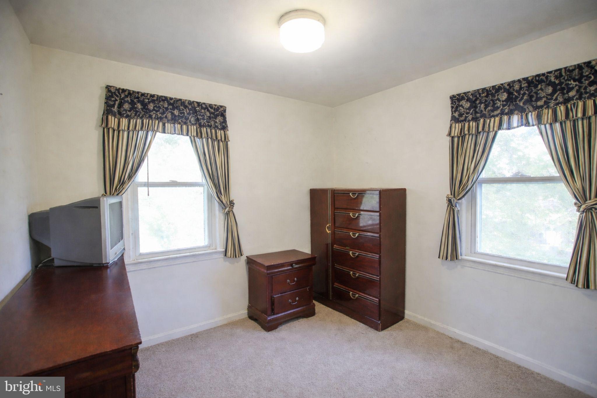 HILLCREST HEIGHTS - Residential