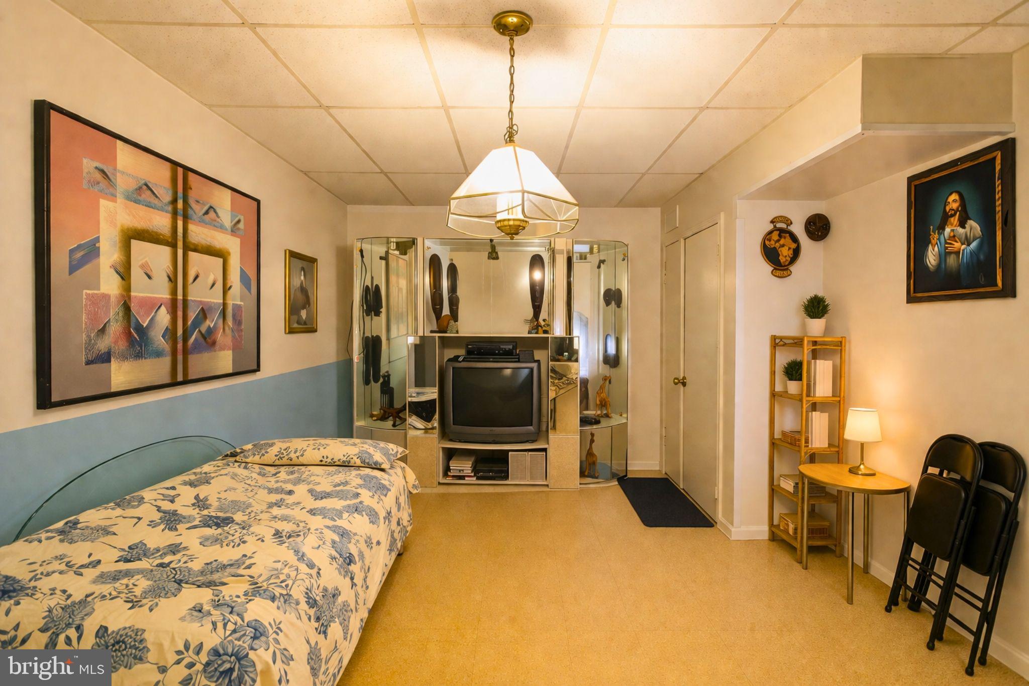 HILLCREST HEIGHTS - Residential