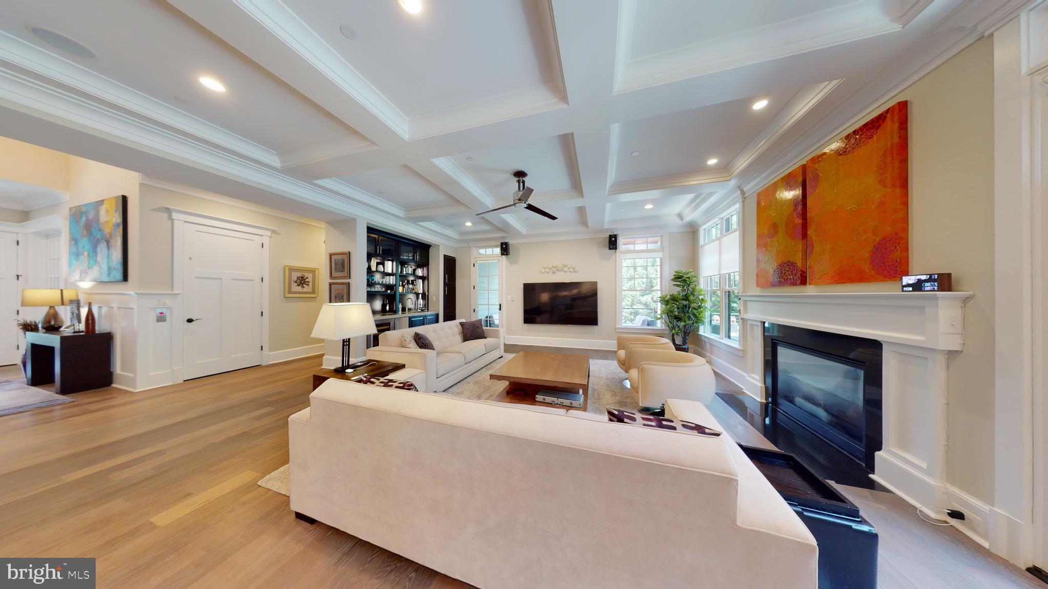 BRADLEY HILLS - Residential