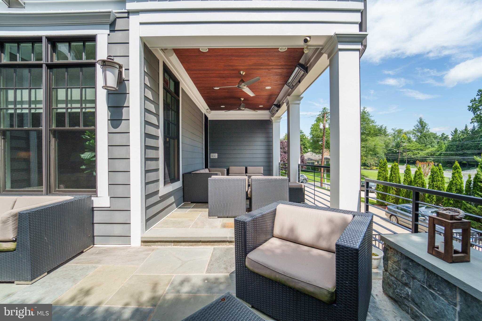 BRADLEY HILLS - Residential