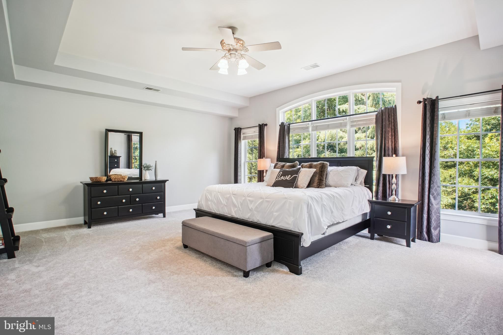 RIVER CREEK - Residential