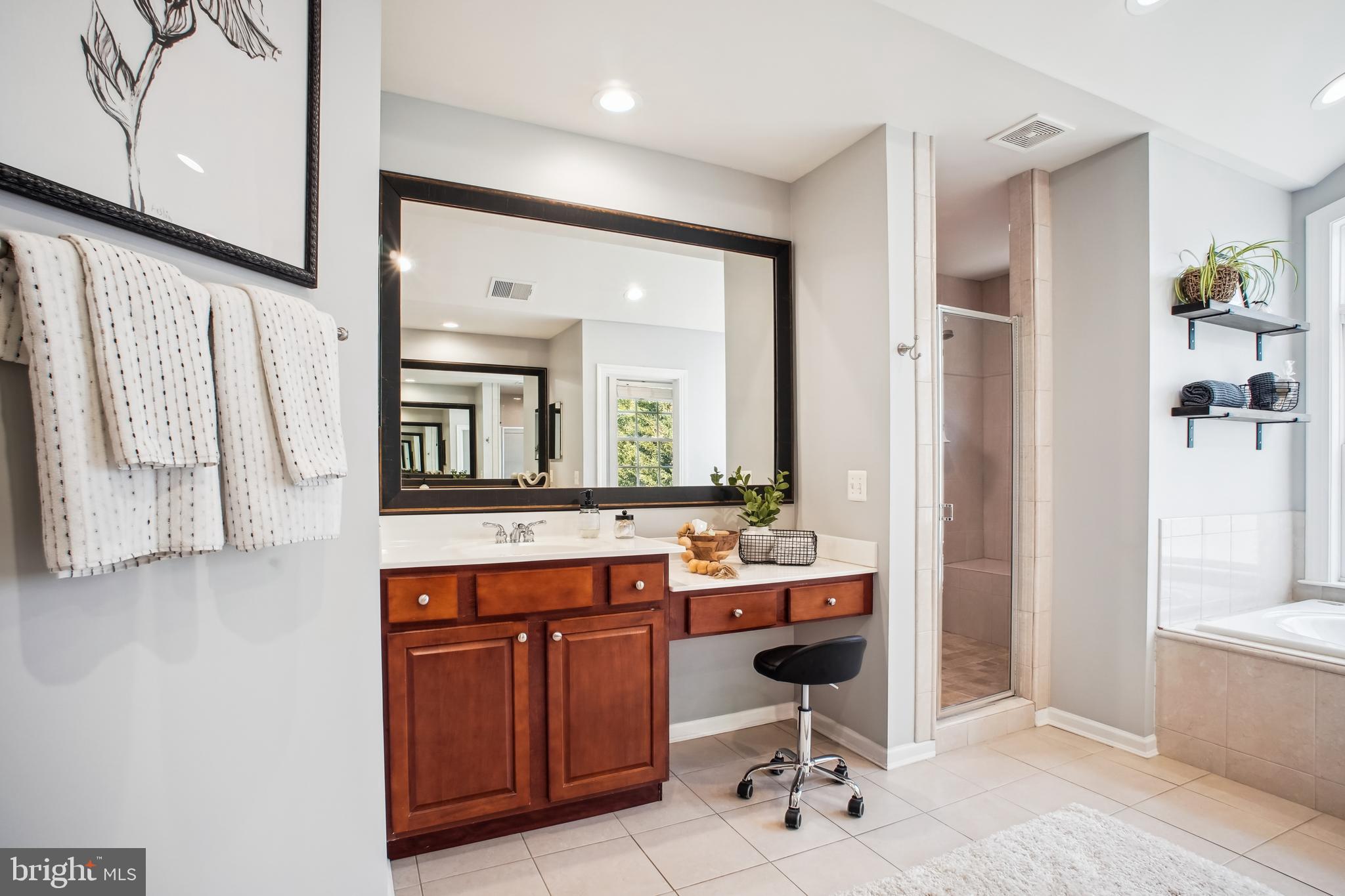 RIVER CREEK - Residential