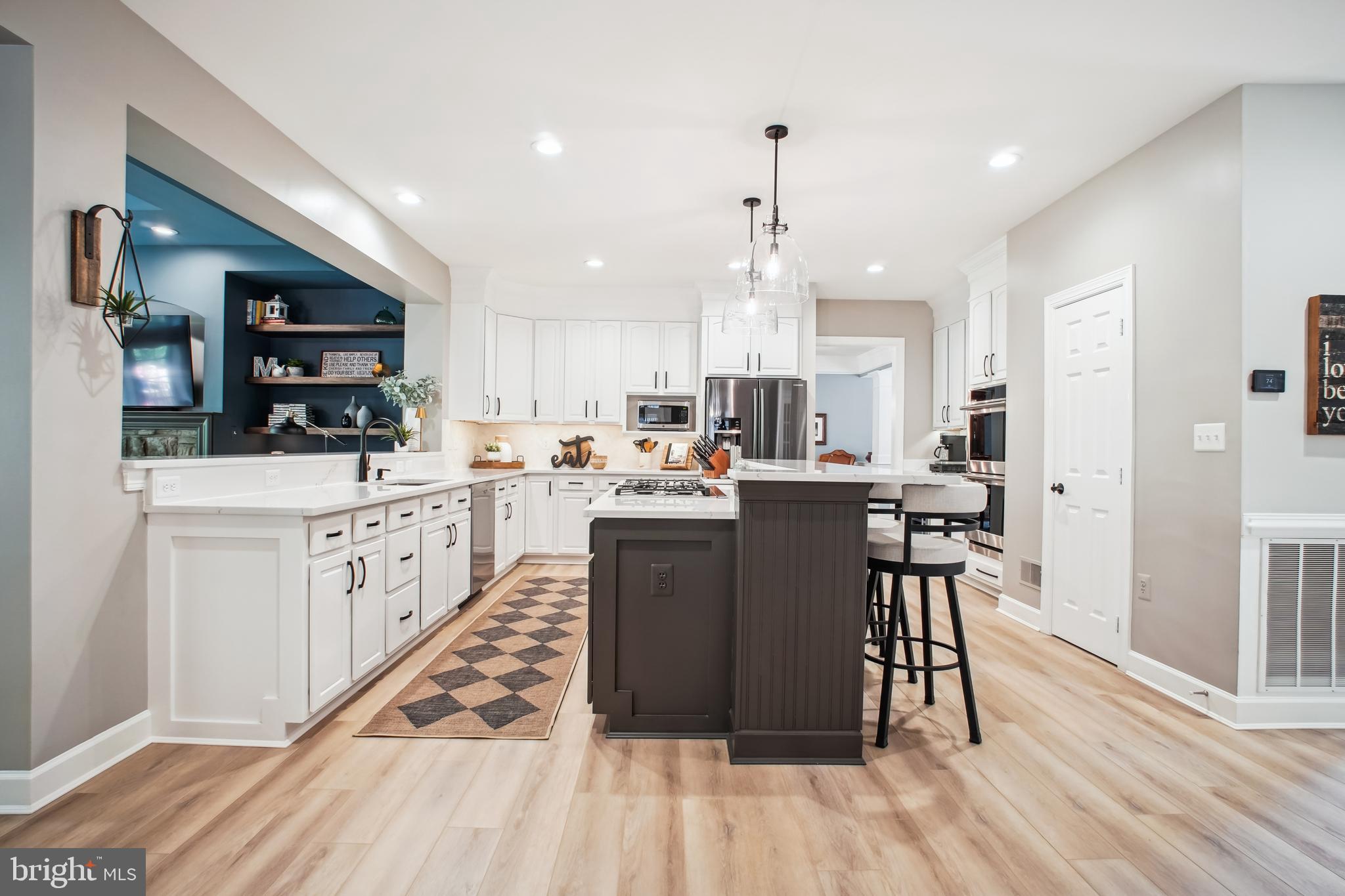 RIVER CREEK - Residential