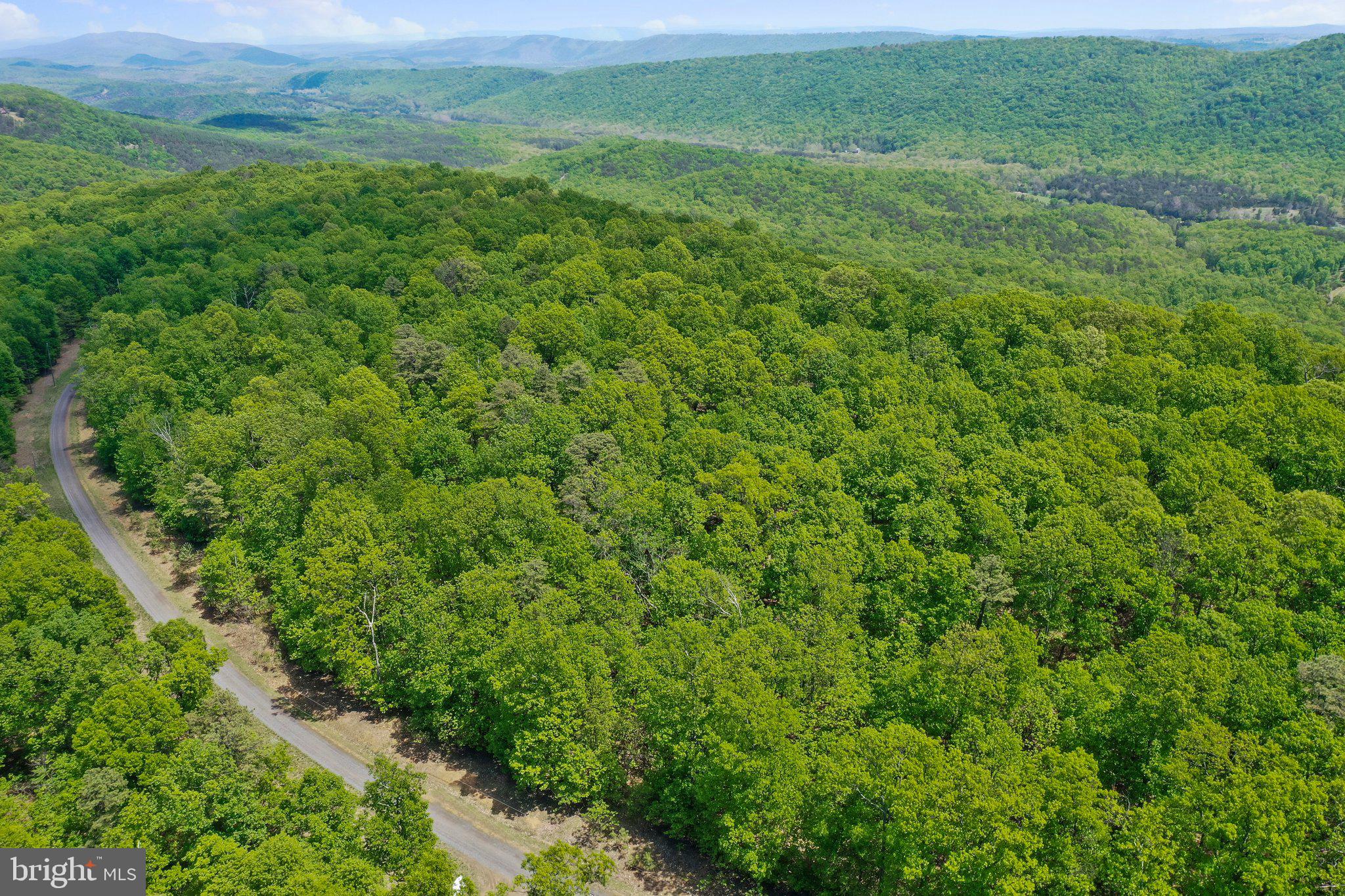 BLUFFS ON THE POTOMAC - Land