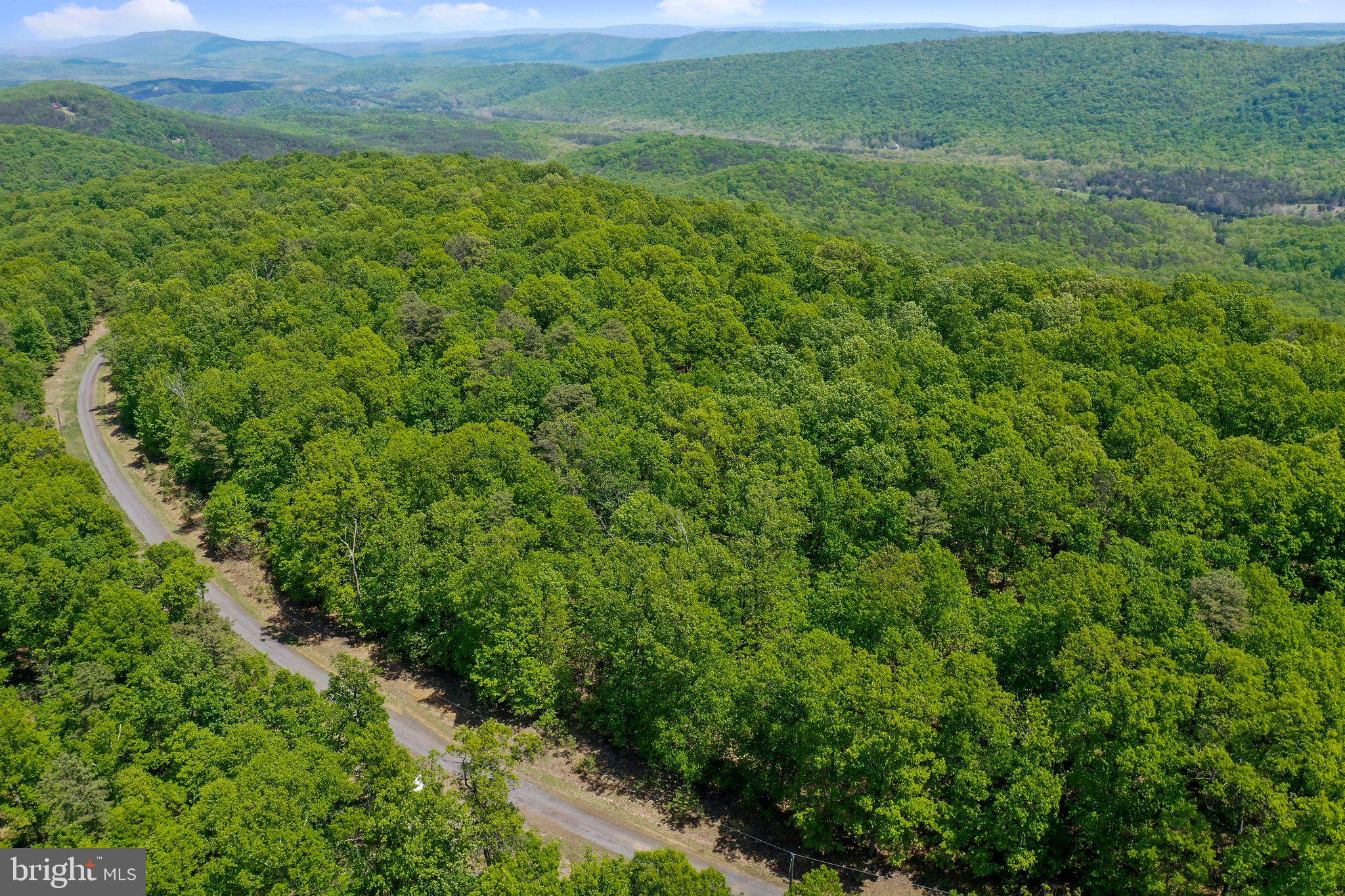 BLUFFS ON THE POTOMAC - Land