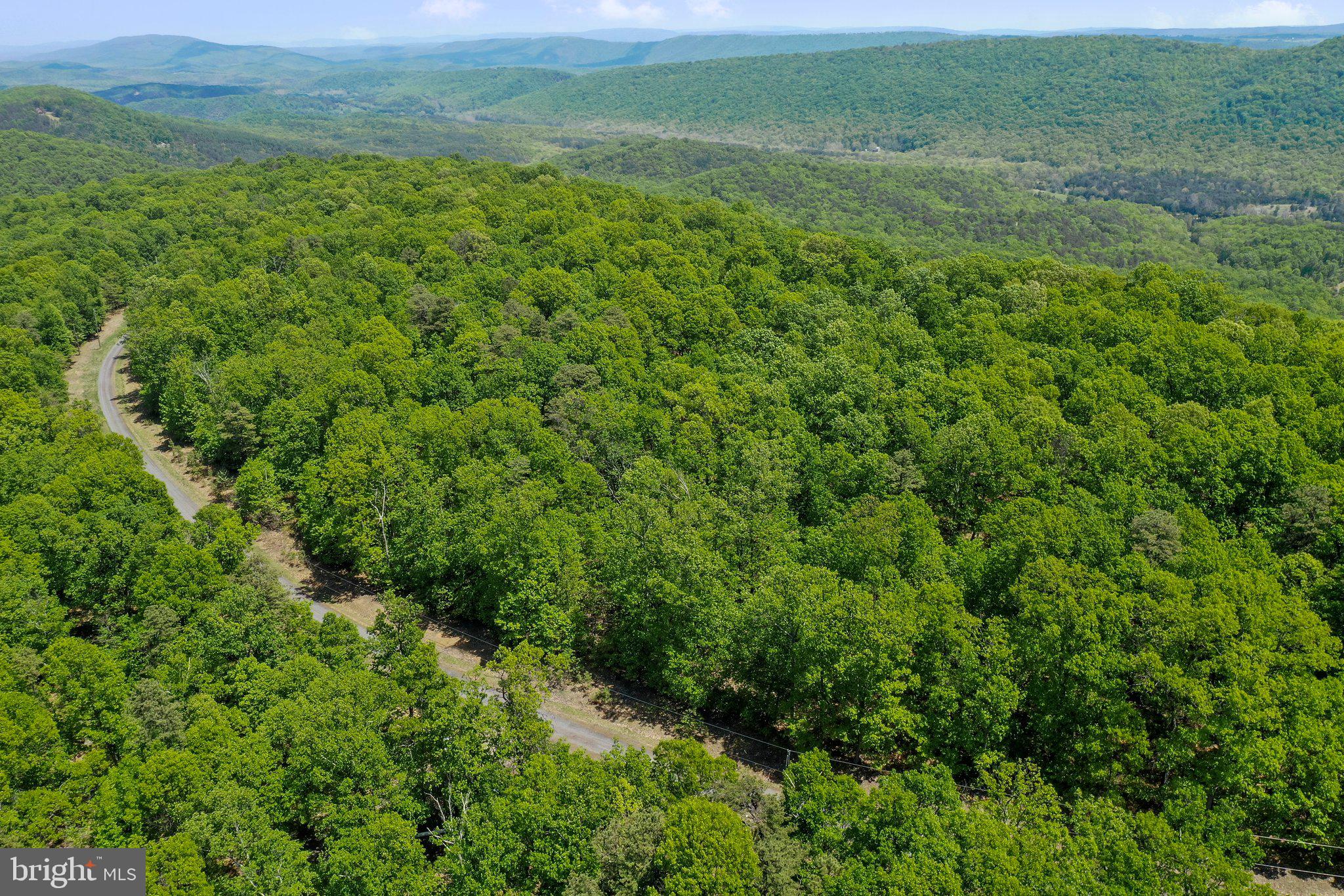 BLUFFS ON THE POTOMAC - Land