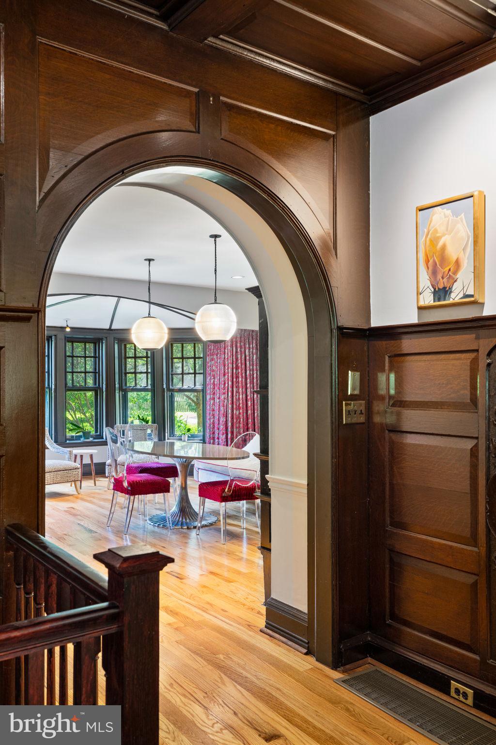 CHESTNUT HILL - Residential