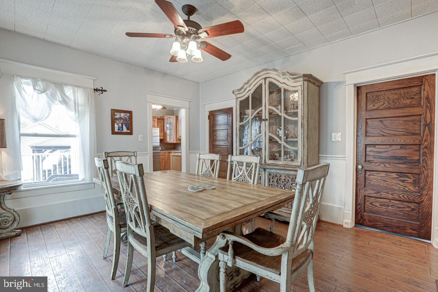 110 N RIVER DRIVE