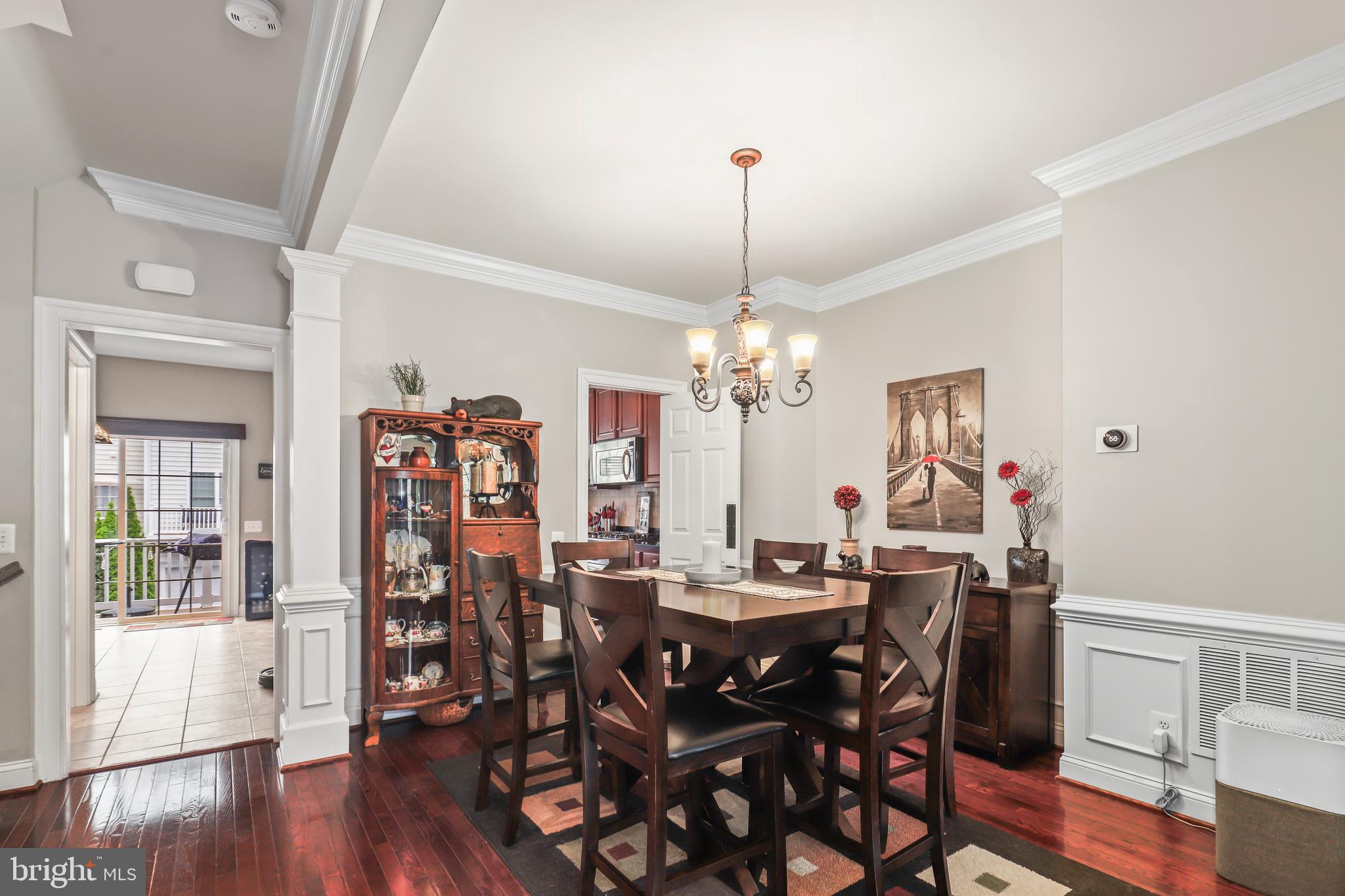 POTOMAC CLUB CONDOMINIUMS - Residential