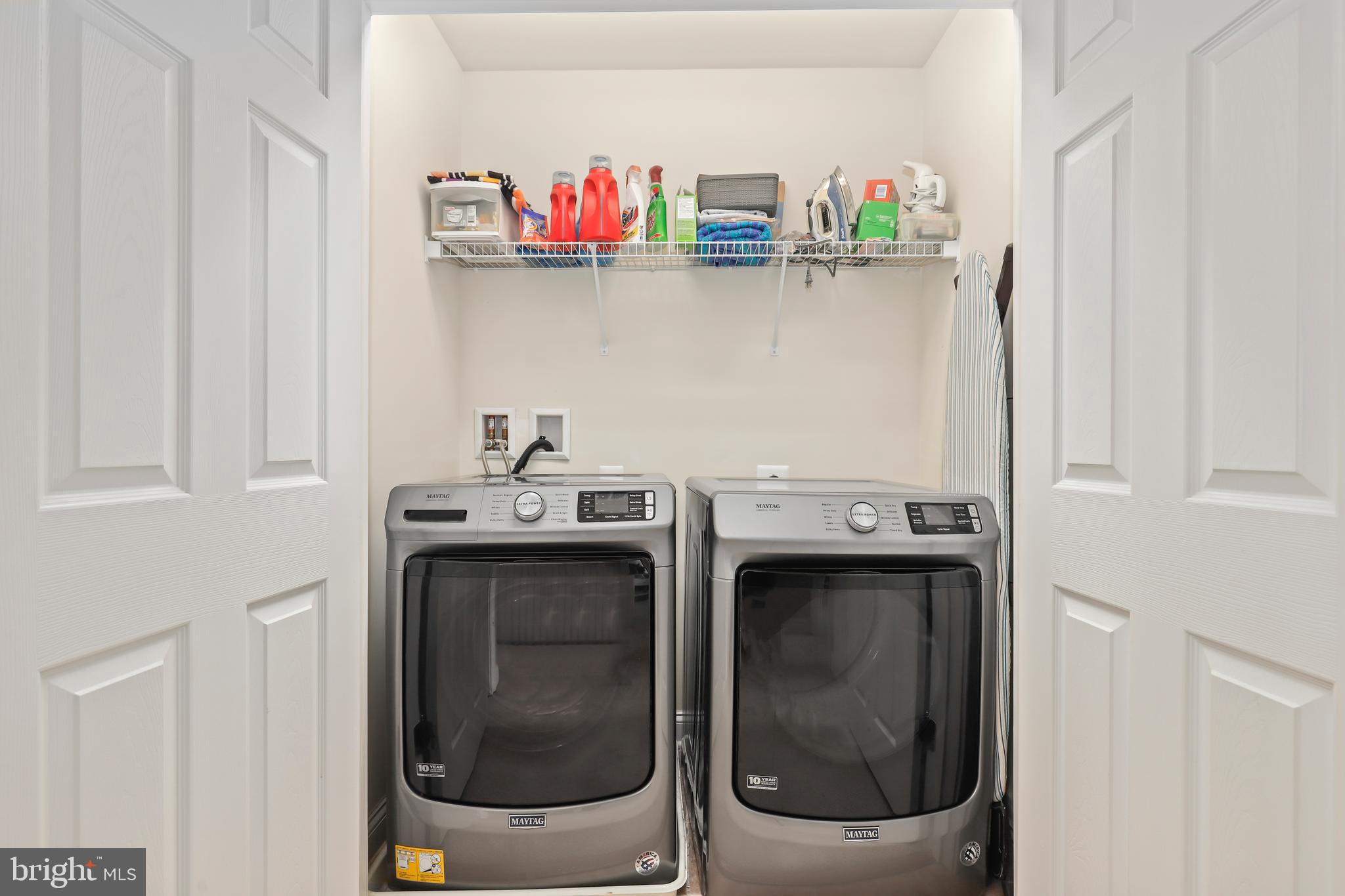 POTOMAC CLUB CONDOMINIUMS - Residential